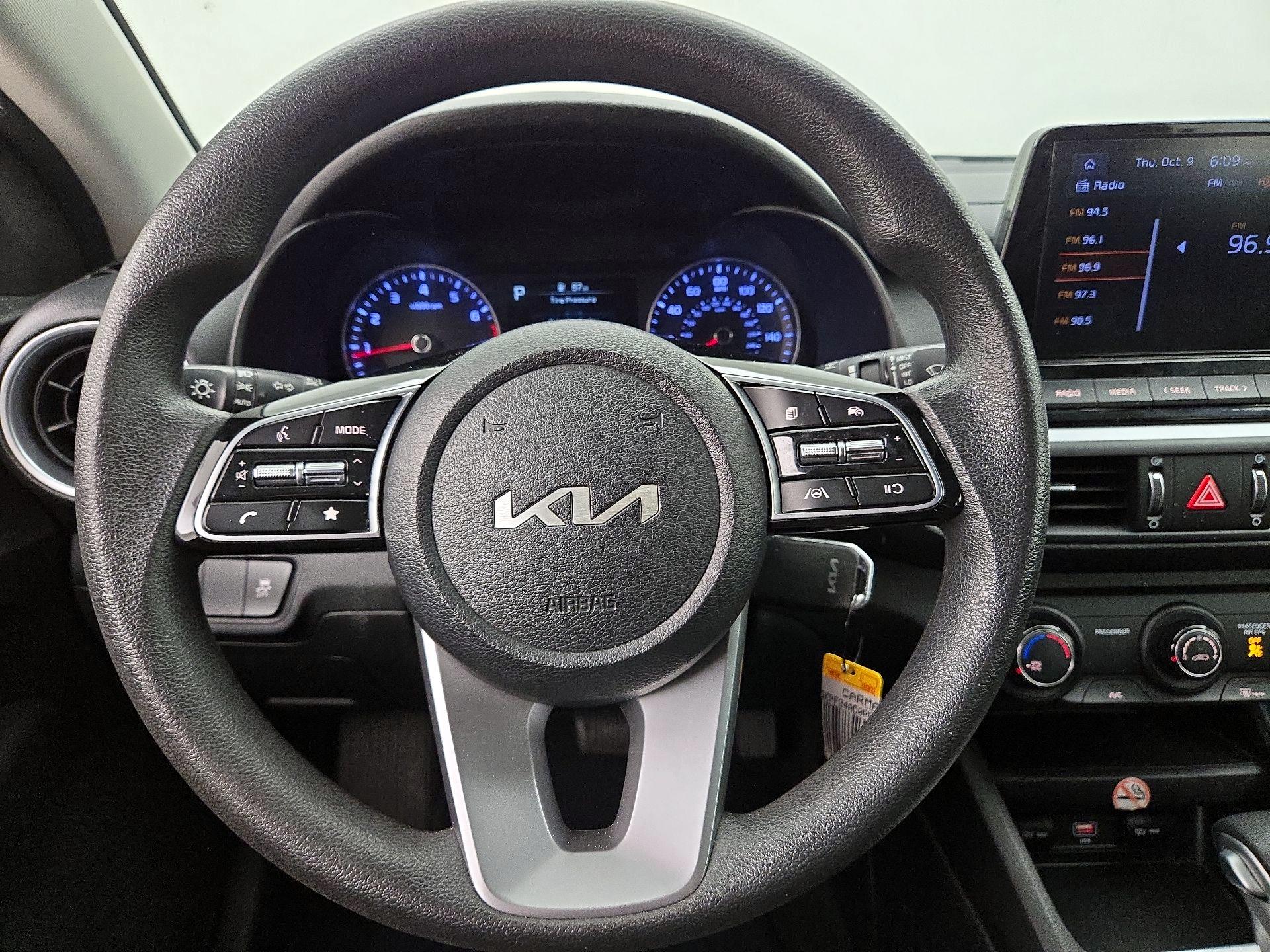 Thumbnail: 2023 Kia Forte - 10