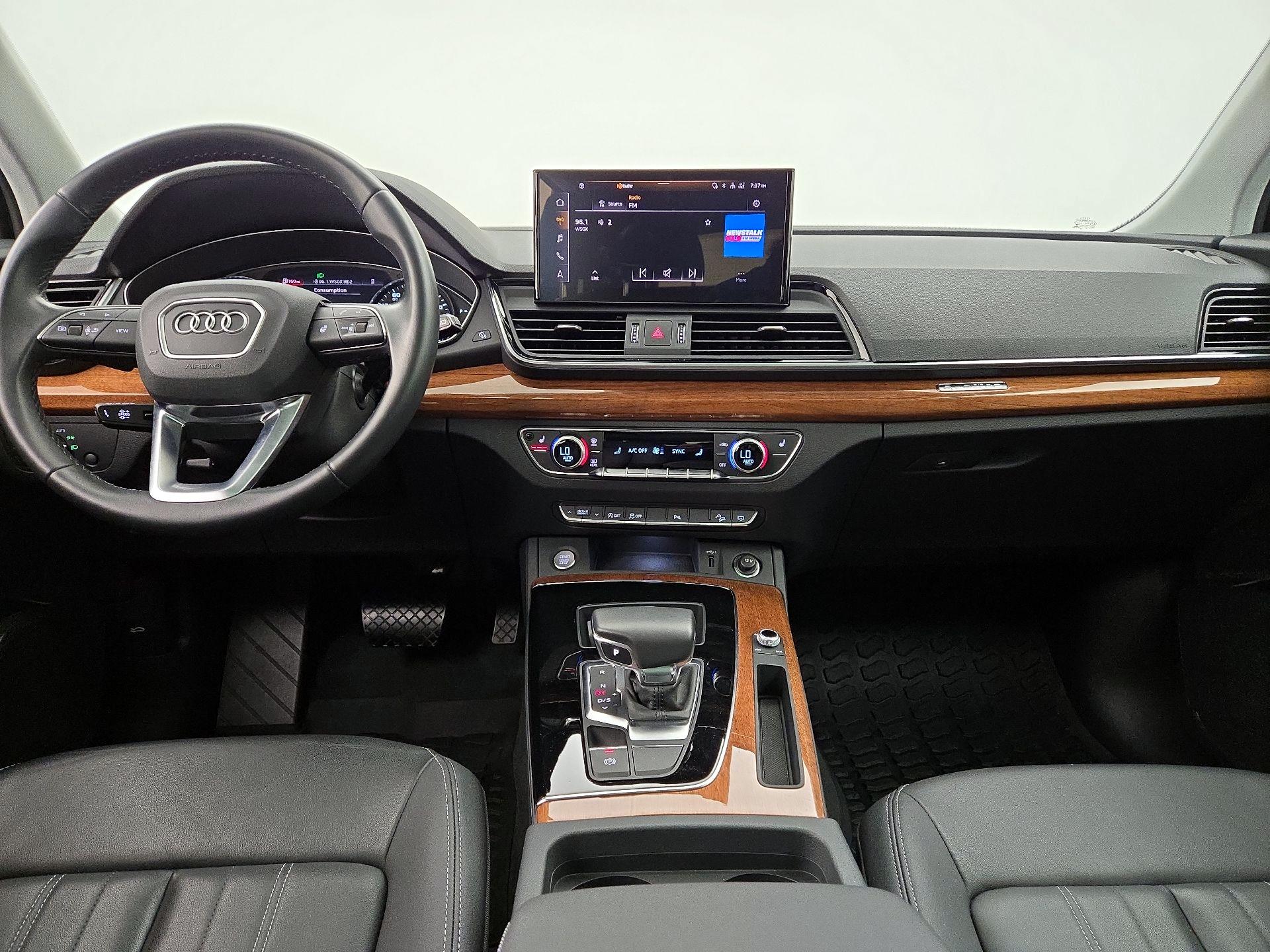 Thumbnail: 2023 Audi Q5 - 9