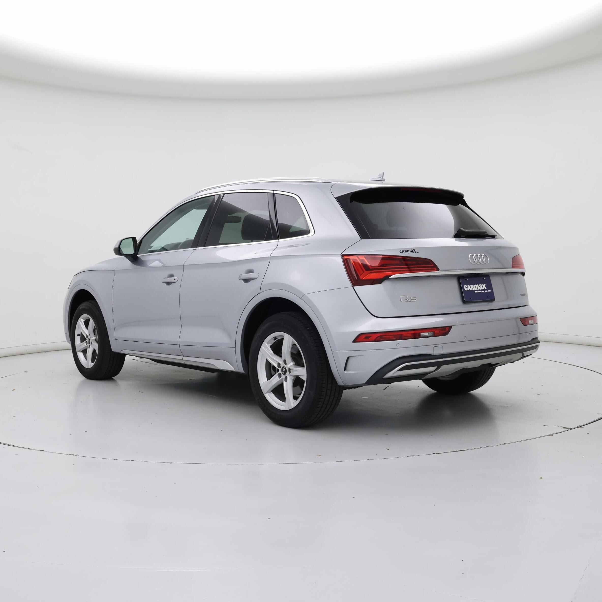 Thumbnail: 2023 Audi Q5 - 2