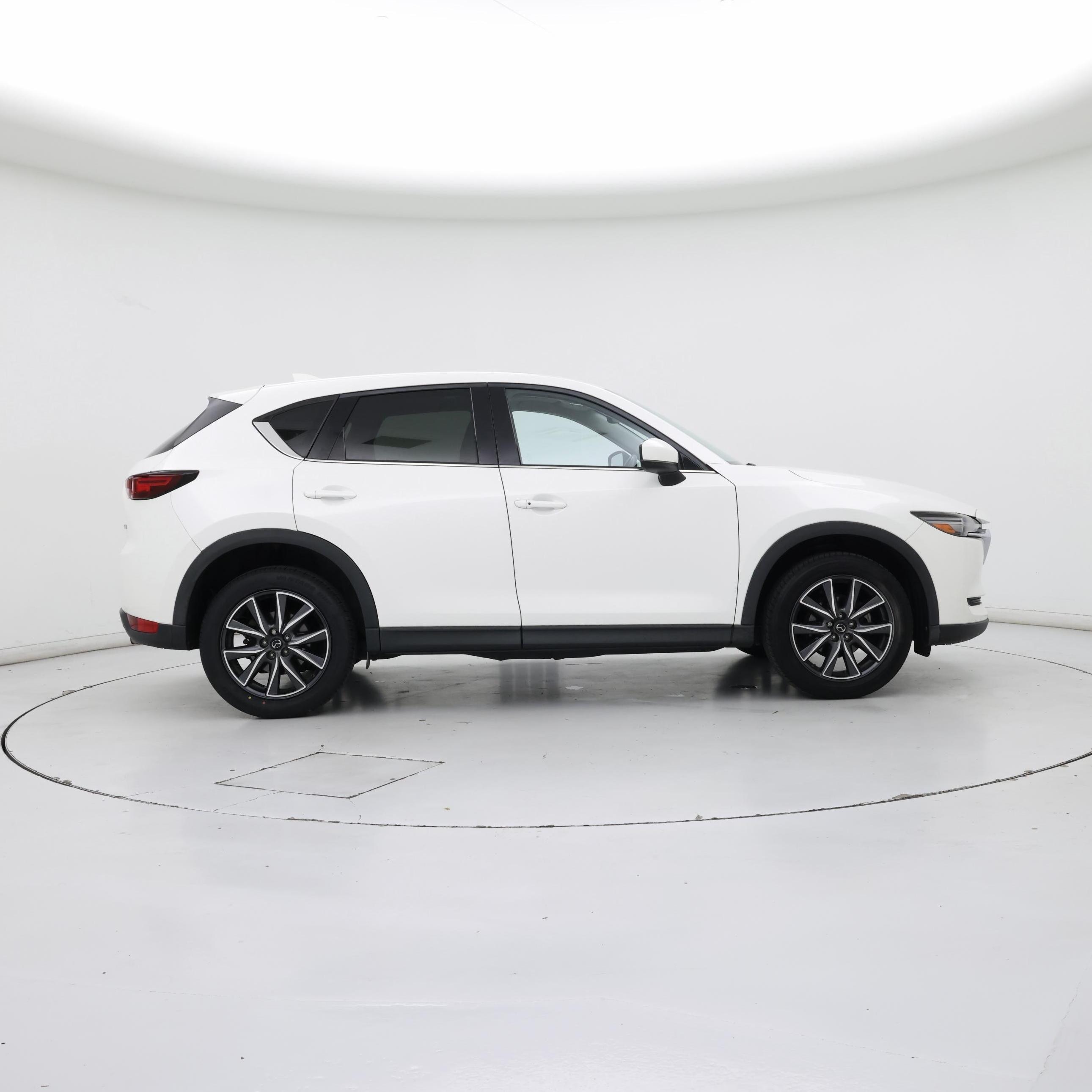 Thumbnail: 2017 Mazda CX-5 - 7