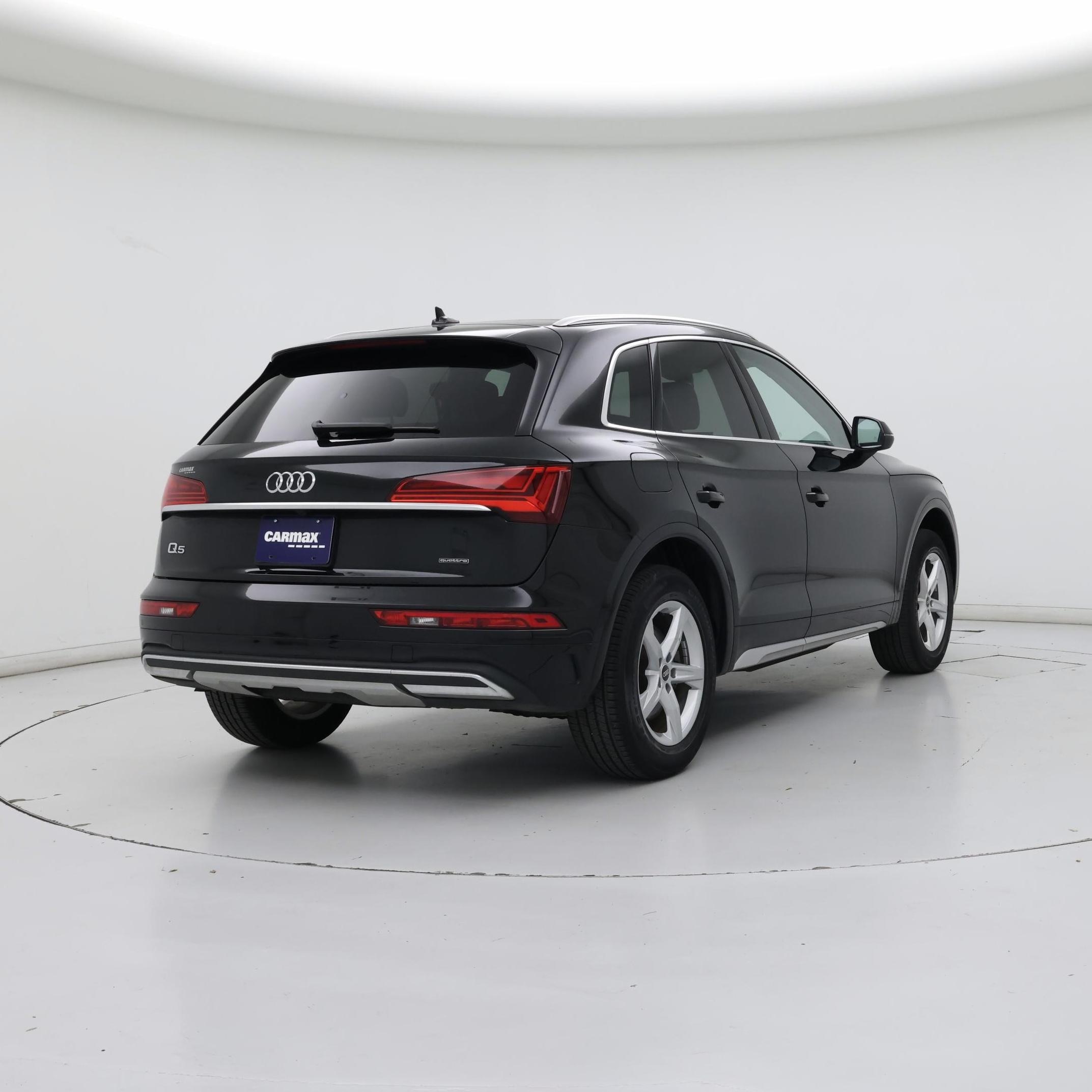 Thumbnail: 2023 Audi Q5 - 8