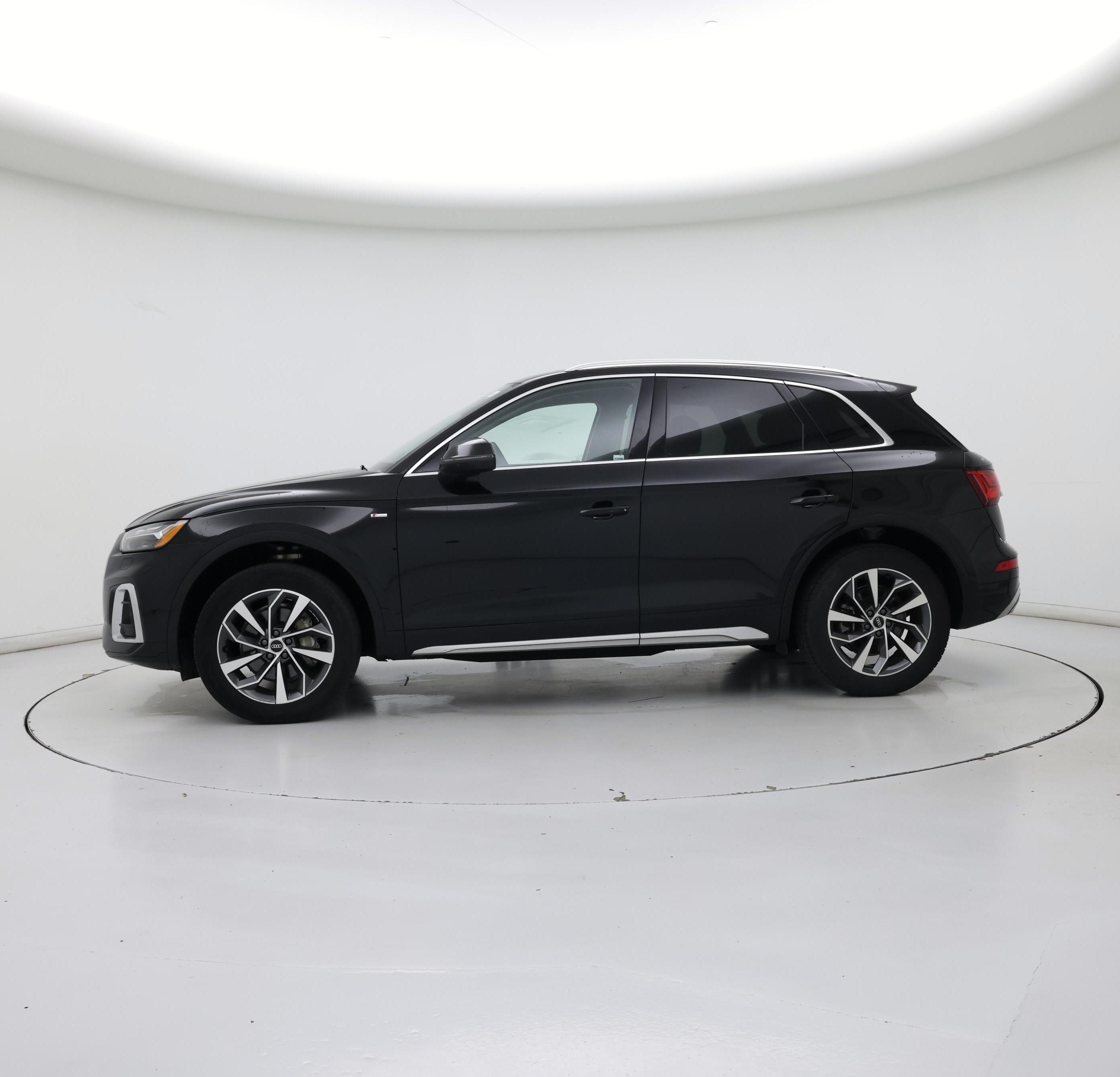 Thumbnail: 2022 Audi Q5 - 3