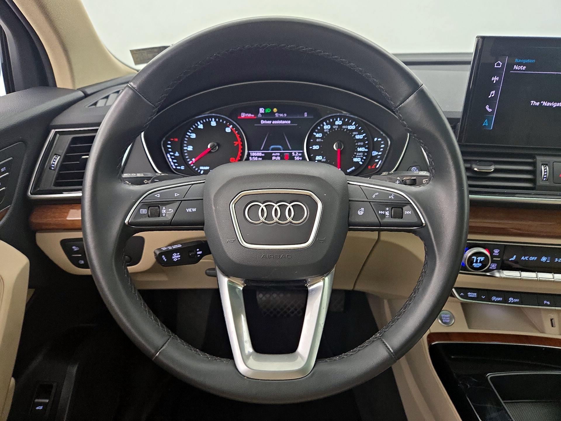 Thumbnail: 2023 Audi Q5 - 10