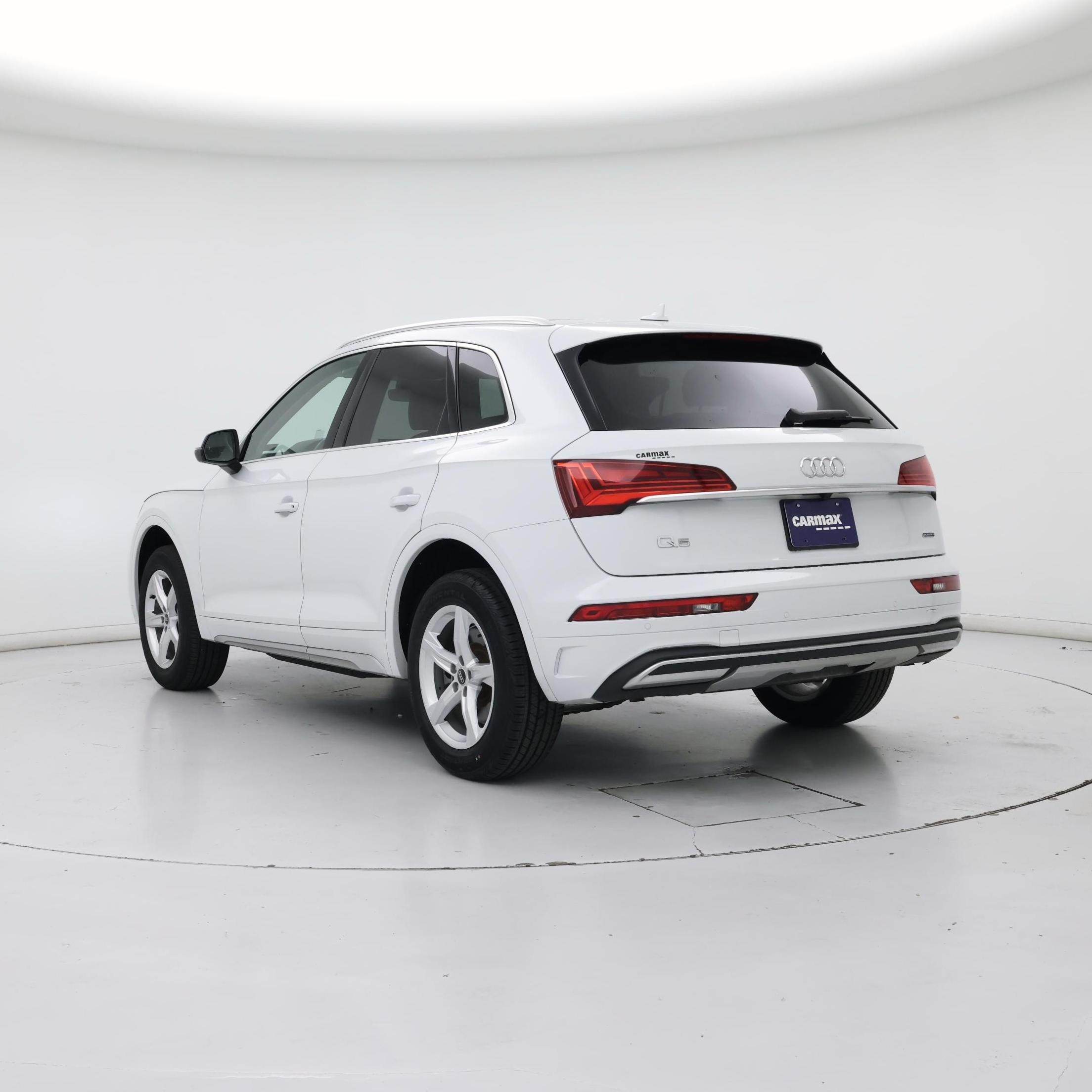 Thumbnail: 2023 Audi Q5 - 2