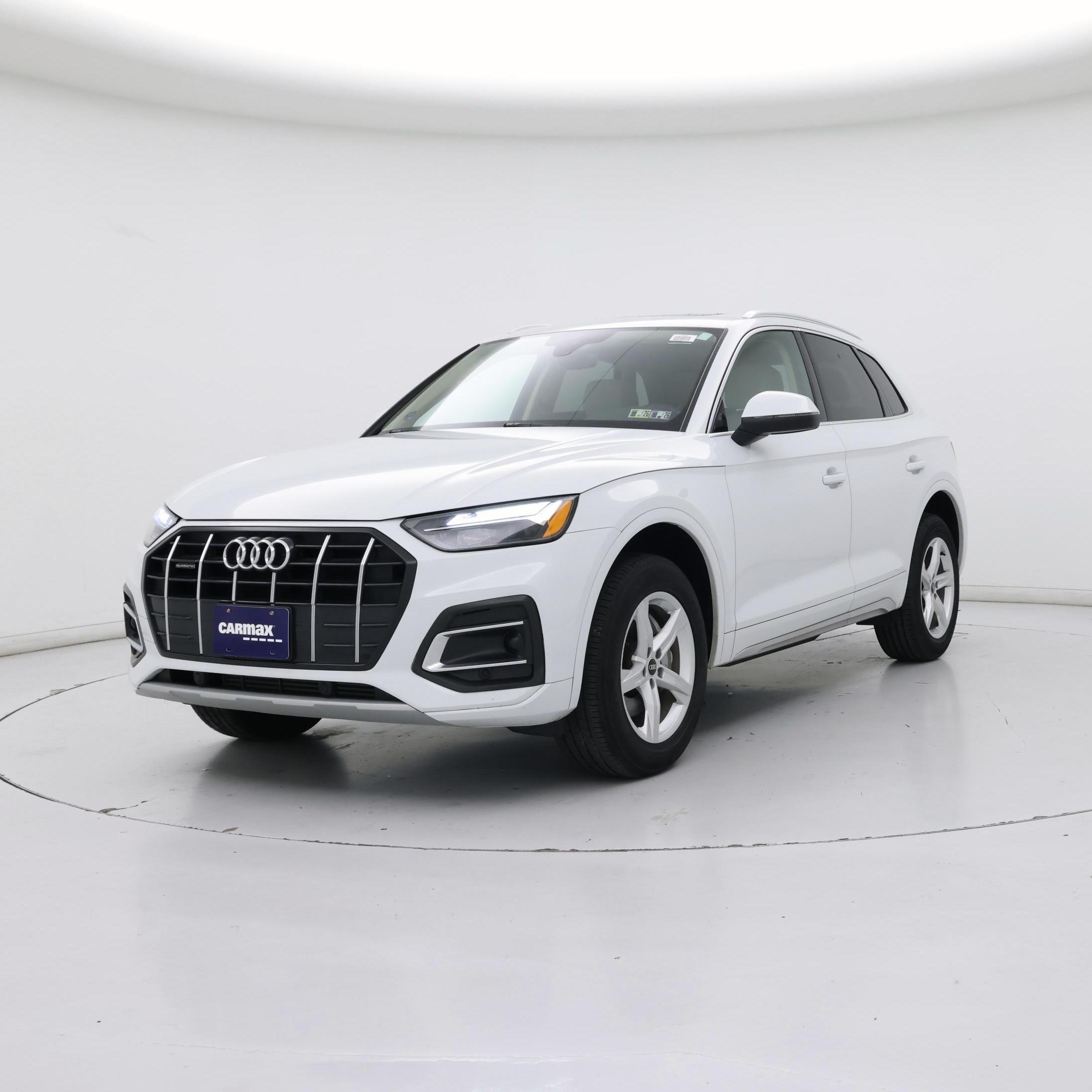 Thumbnail: 2023 Audi Q5 - 4