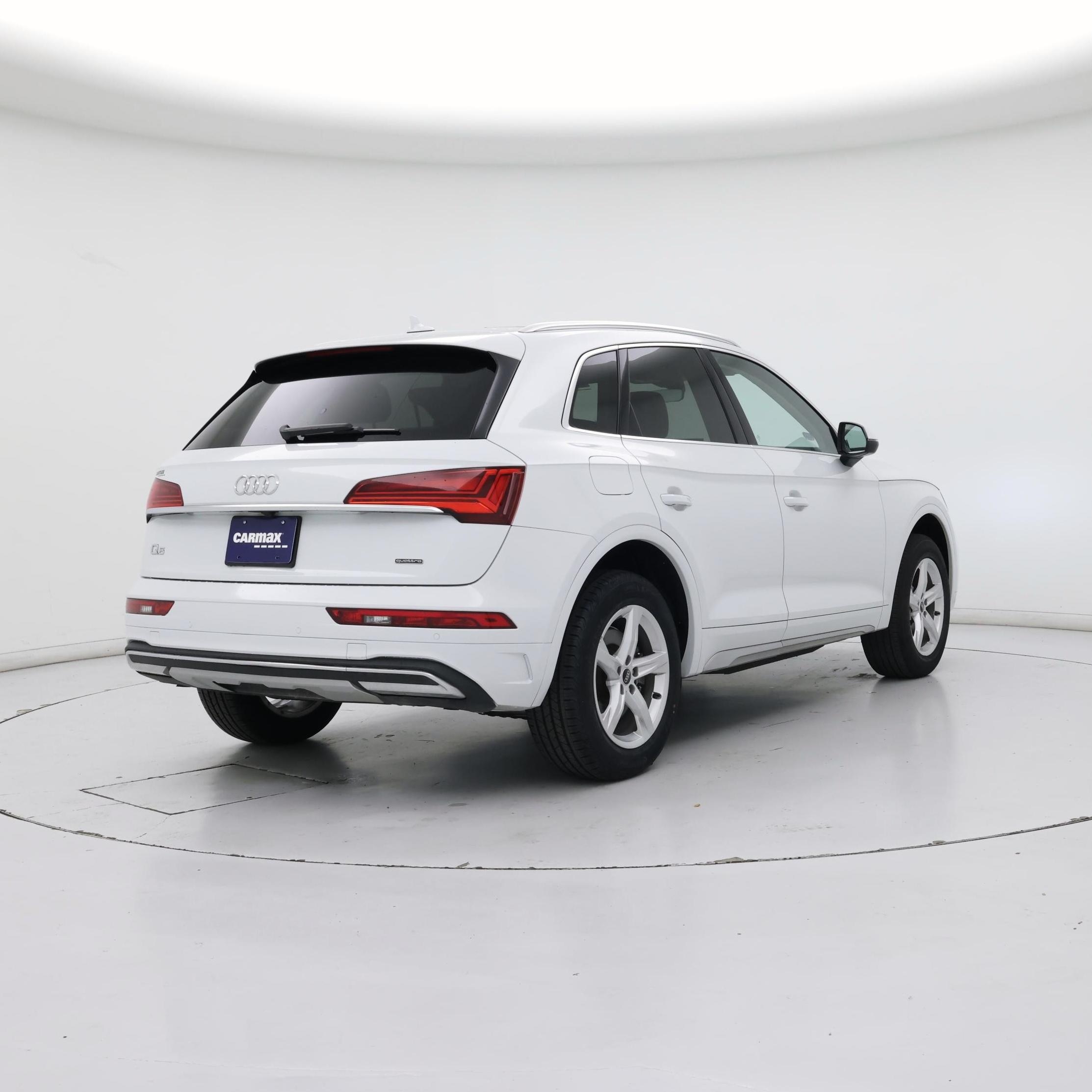 Thumbnail: 2023 Audi Q5 - 8
