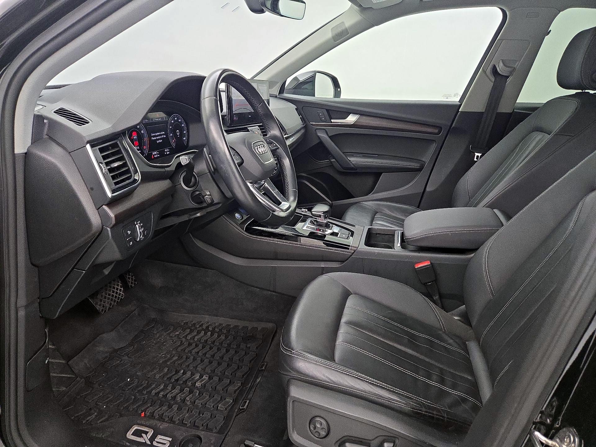 Thumbnail: 2022 Audi Q5 - 11