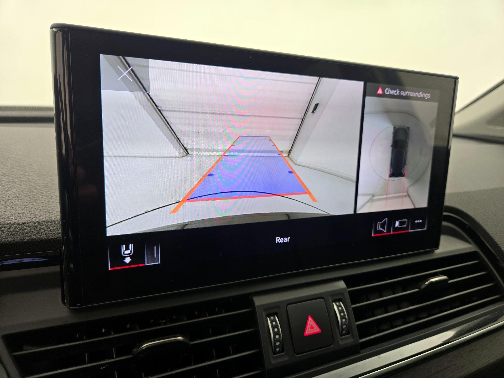 Thumbnail: 2022 Audi Q5 - 14