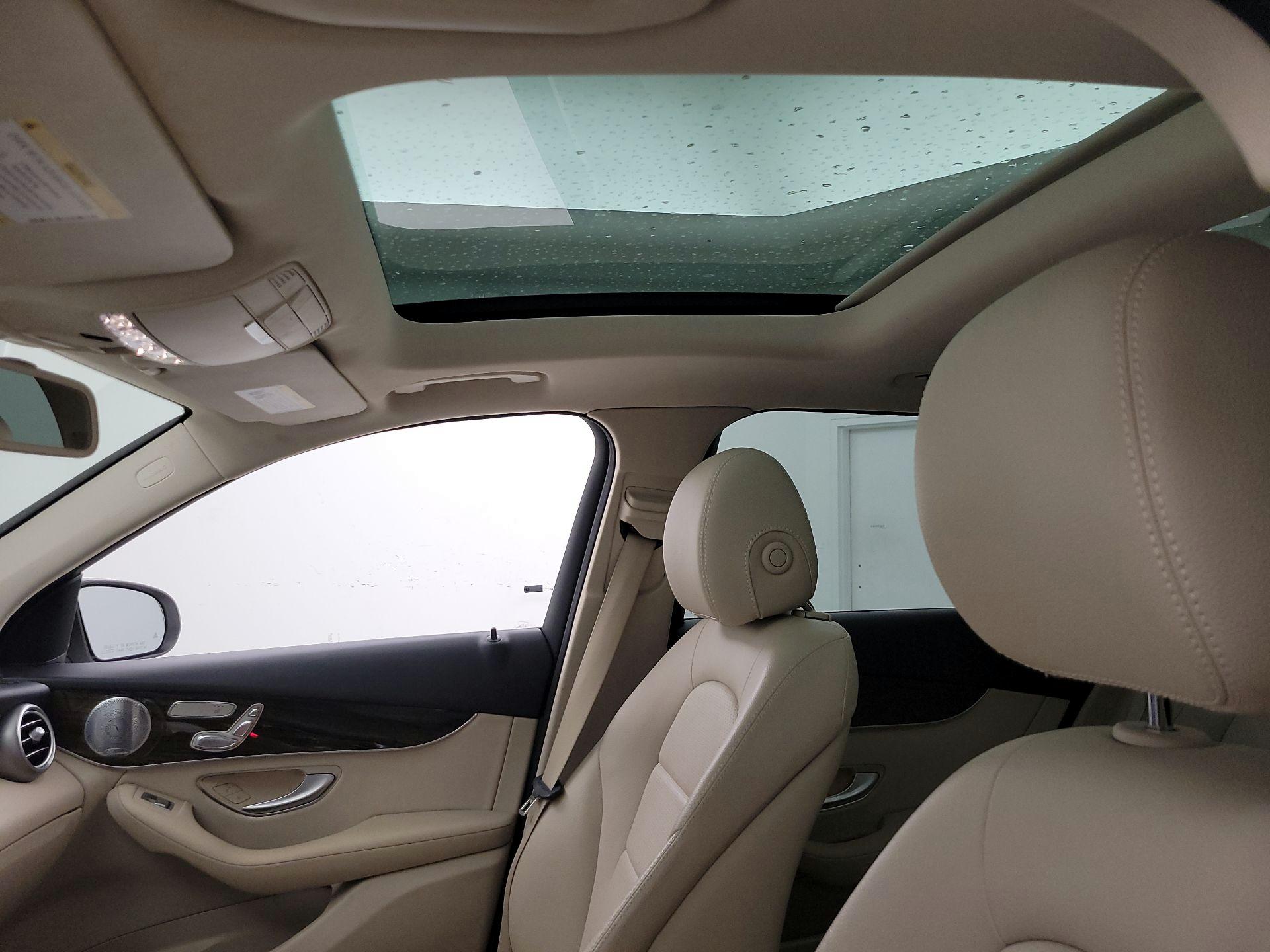 Thumbnail: 2019 Mercedes-Benz GLC - 19