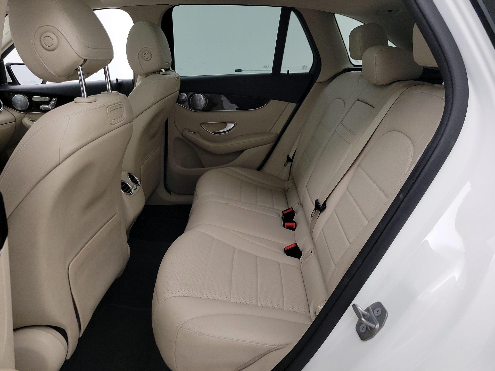 Thumbnail: 2019 Mercedes-Benz GLC - 20