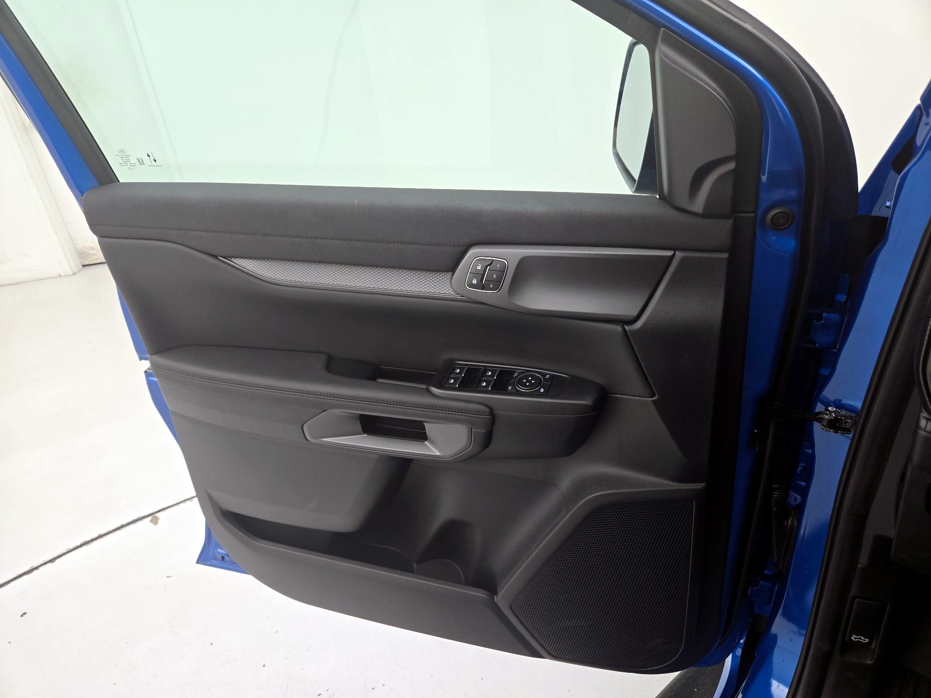 Thumbnail: 2025 Ford Ranger - 12