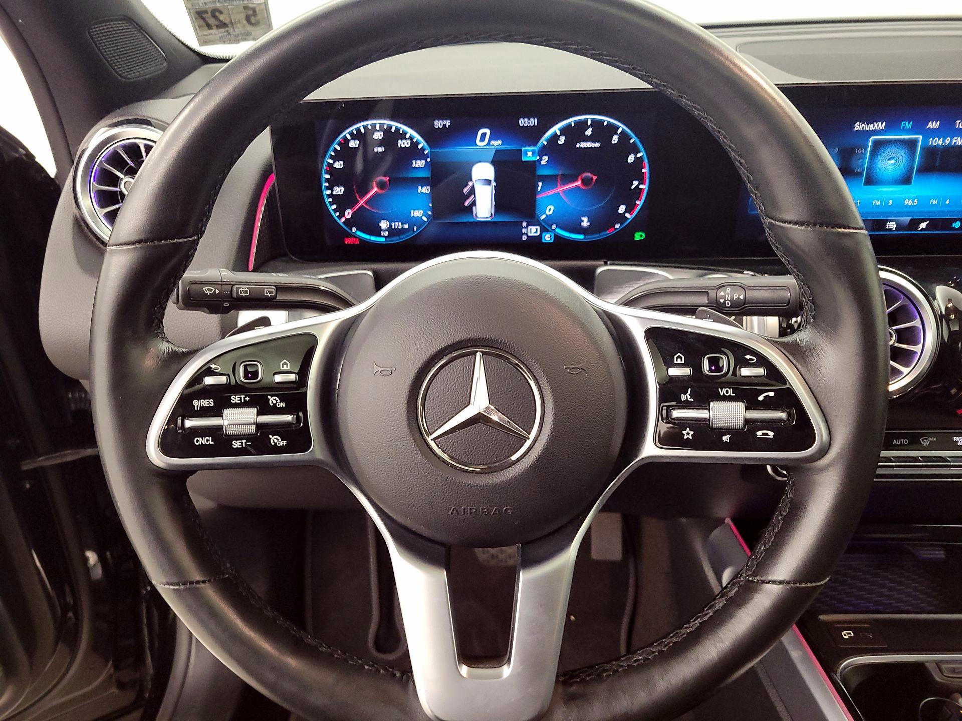 Thumbnail: 2022 Mercedes-Benz GLB - 10