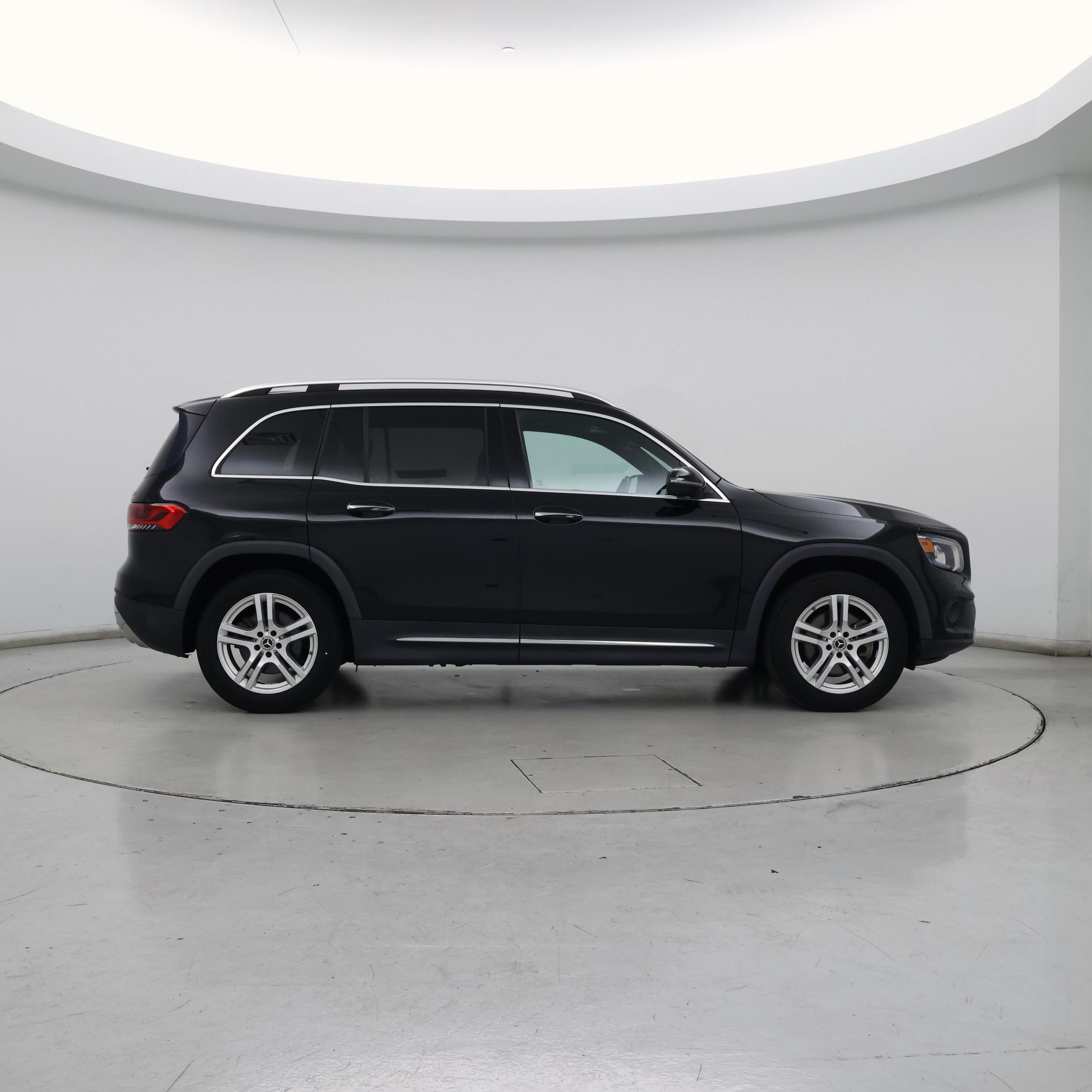 Thumbnail: 2022 Mercedes-Benz GLB - 7