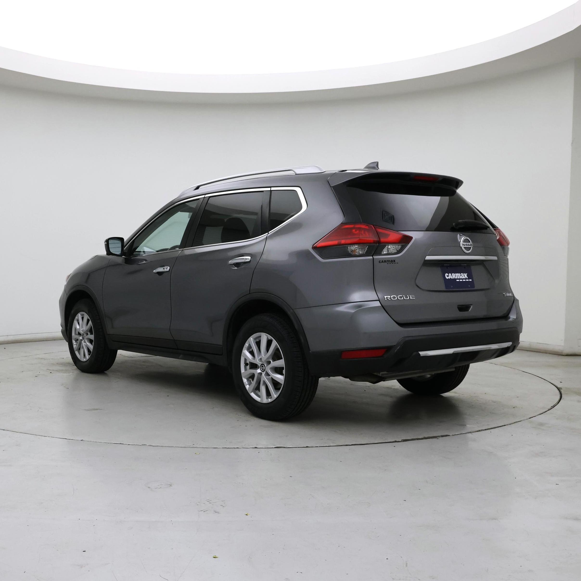 Thumbnail: 2017 Nissan Rogue - 2