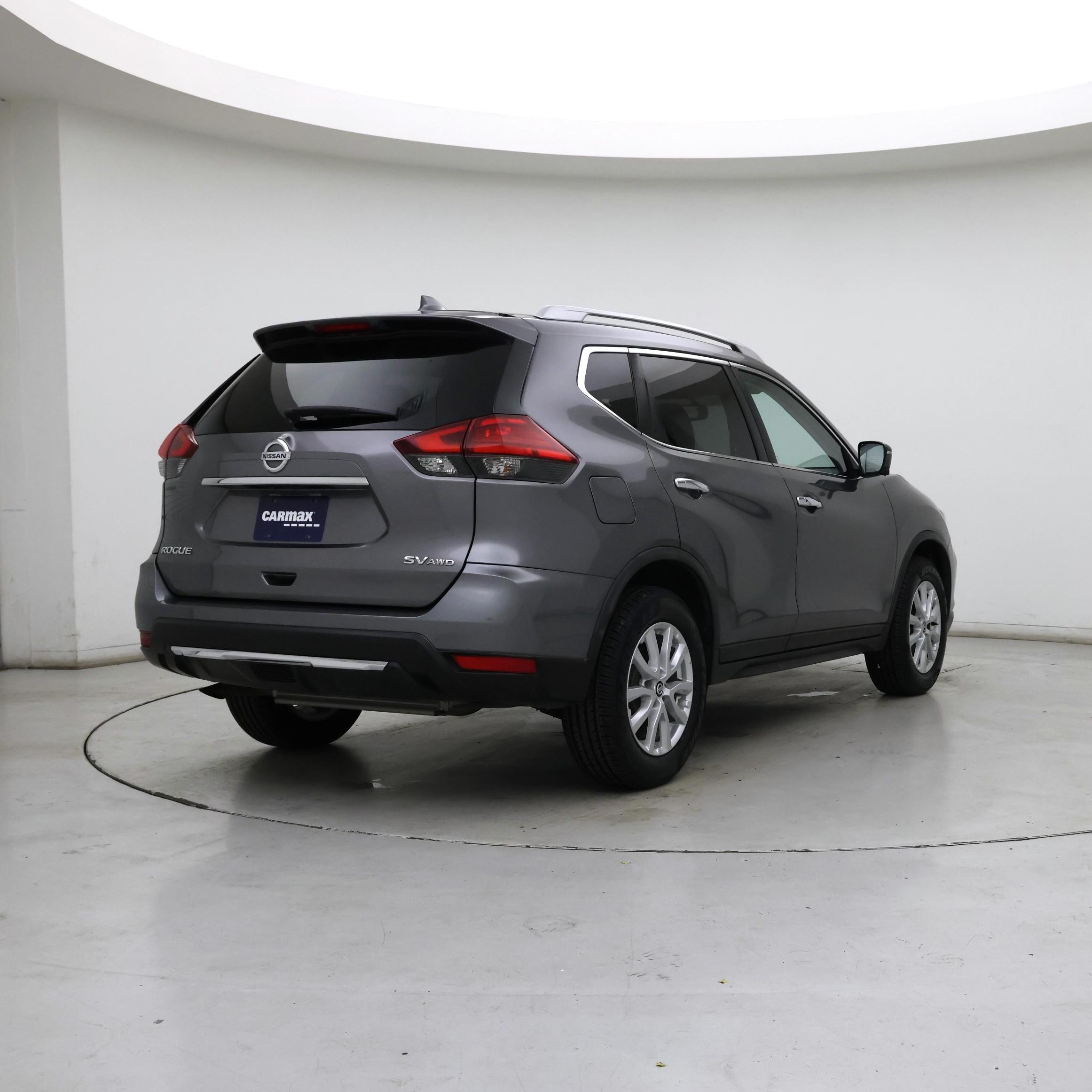 Thumbnail: 2017 Nissan Rogue - 8