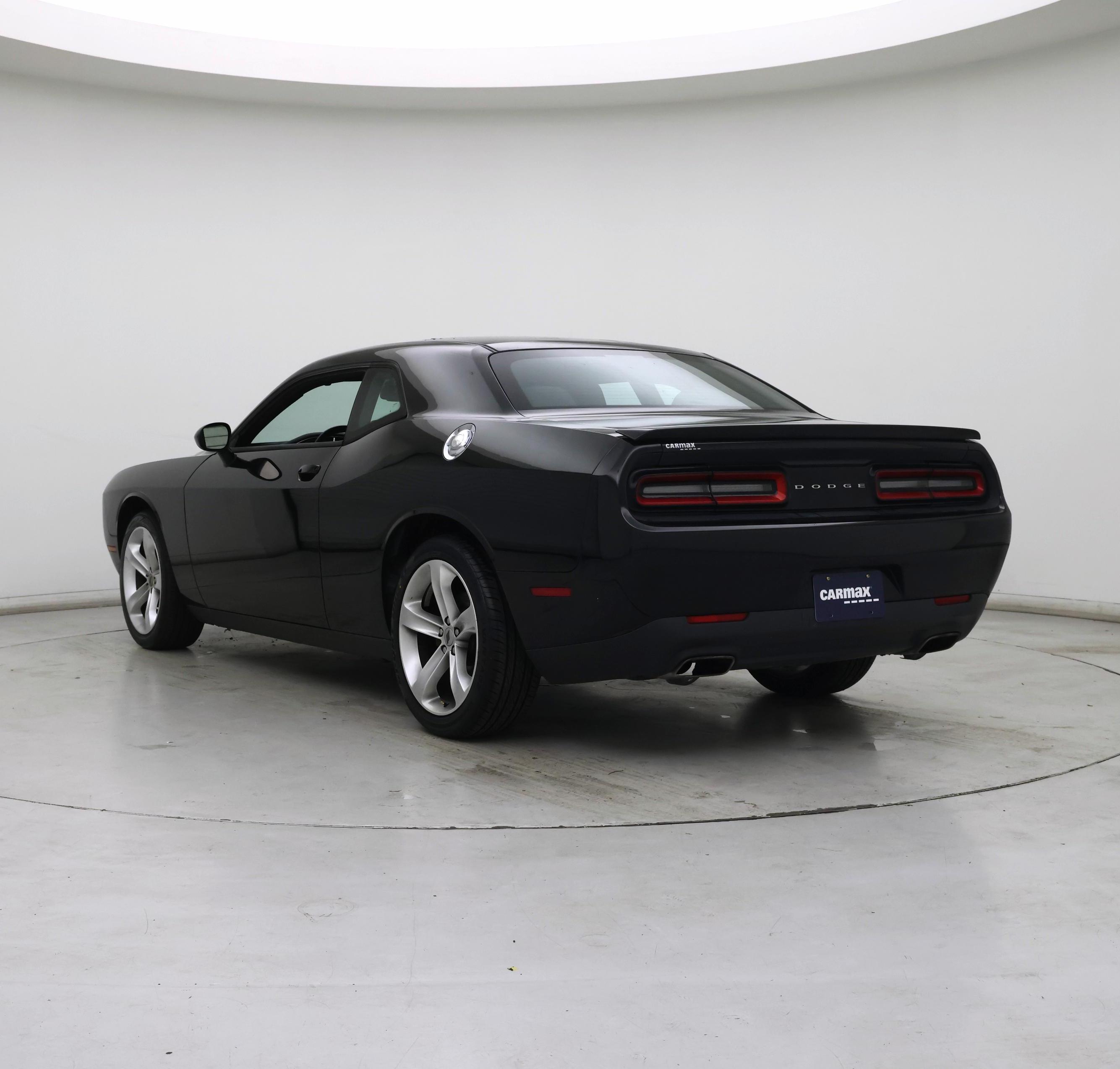 Thumbnail: 2017 Dodge Challenger - 2
