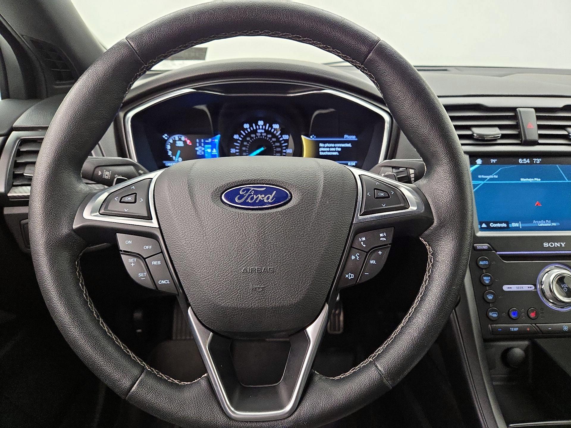 Thumbnail: 2017 Ford Fusion - 10