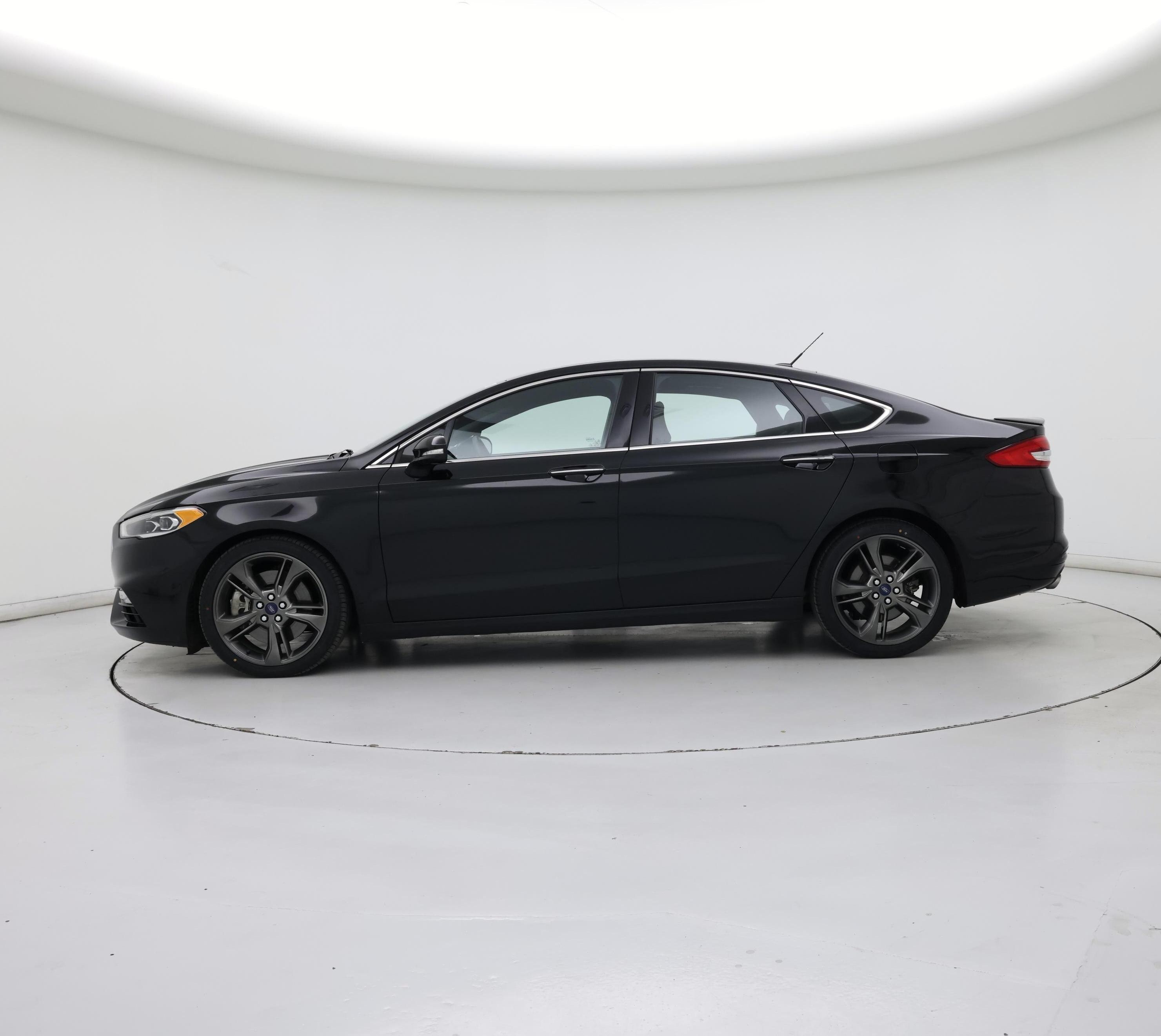 Thumbnail: 2017 Ford Fusion - 3