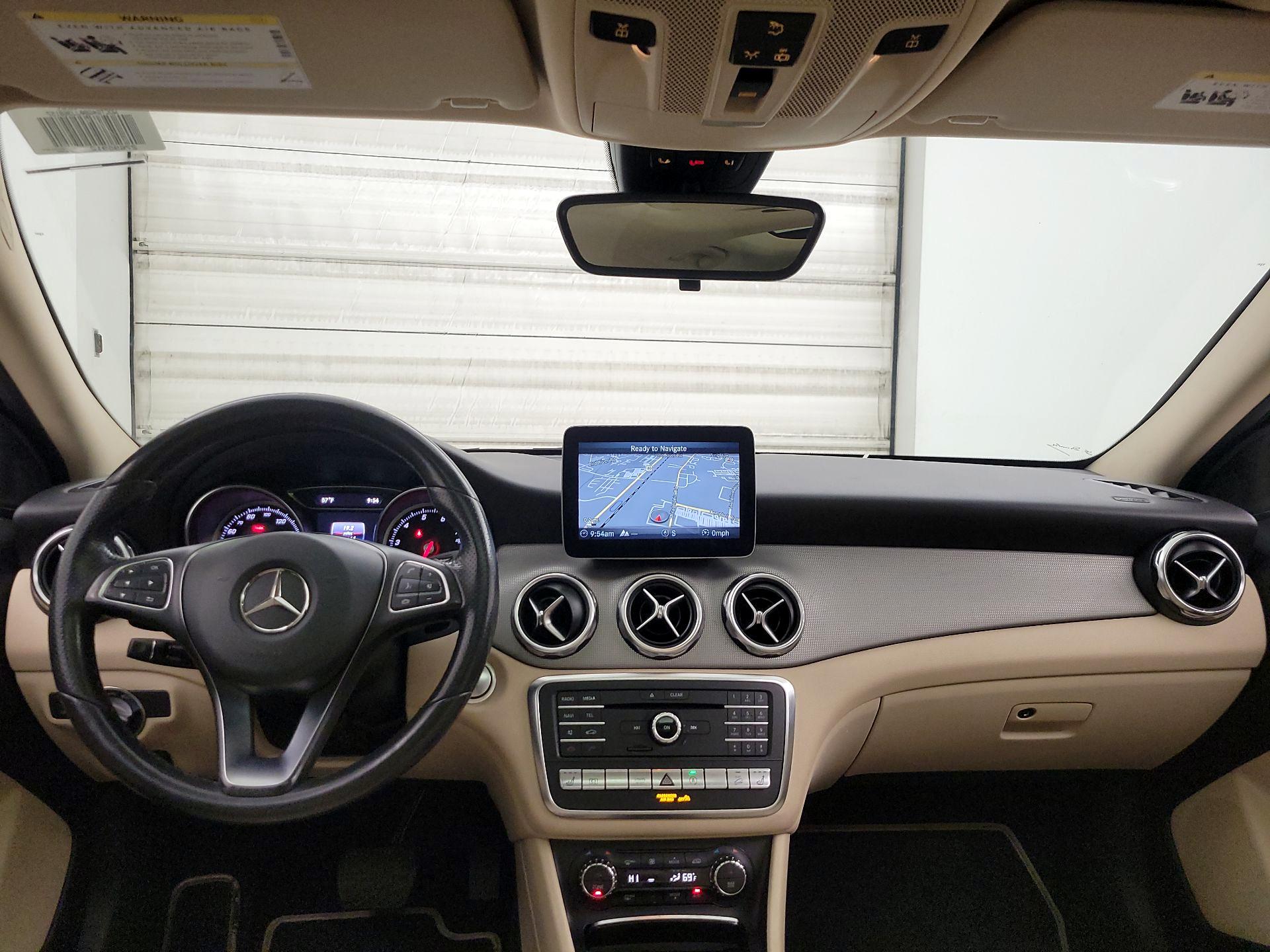 Thumbnail: 2018 Mercedes-Benz GLA - 9