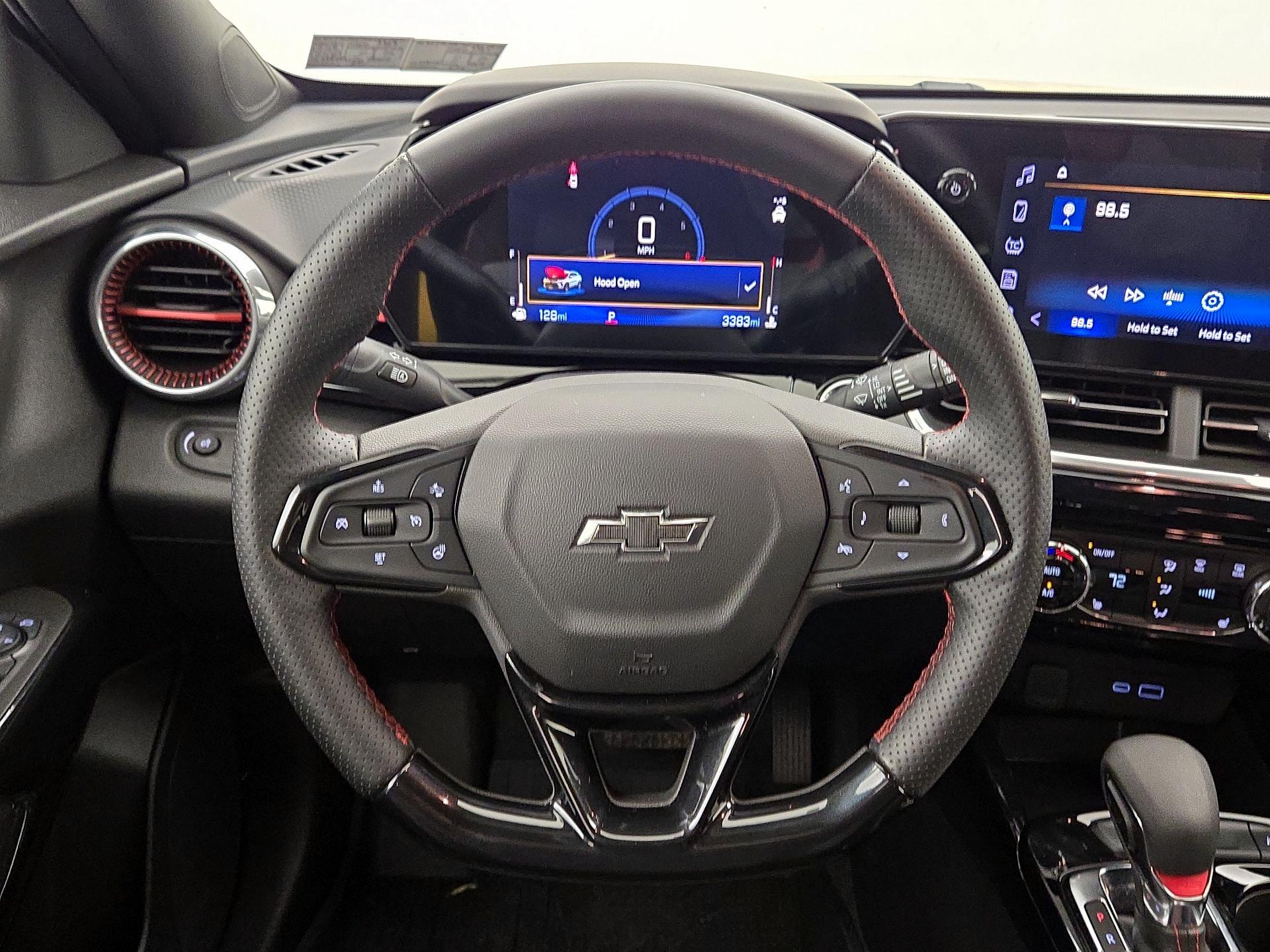 Thumbnail: 2025 Chevrolet Trax - 10