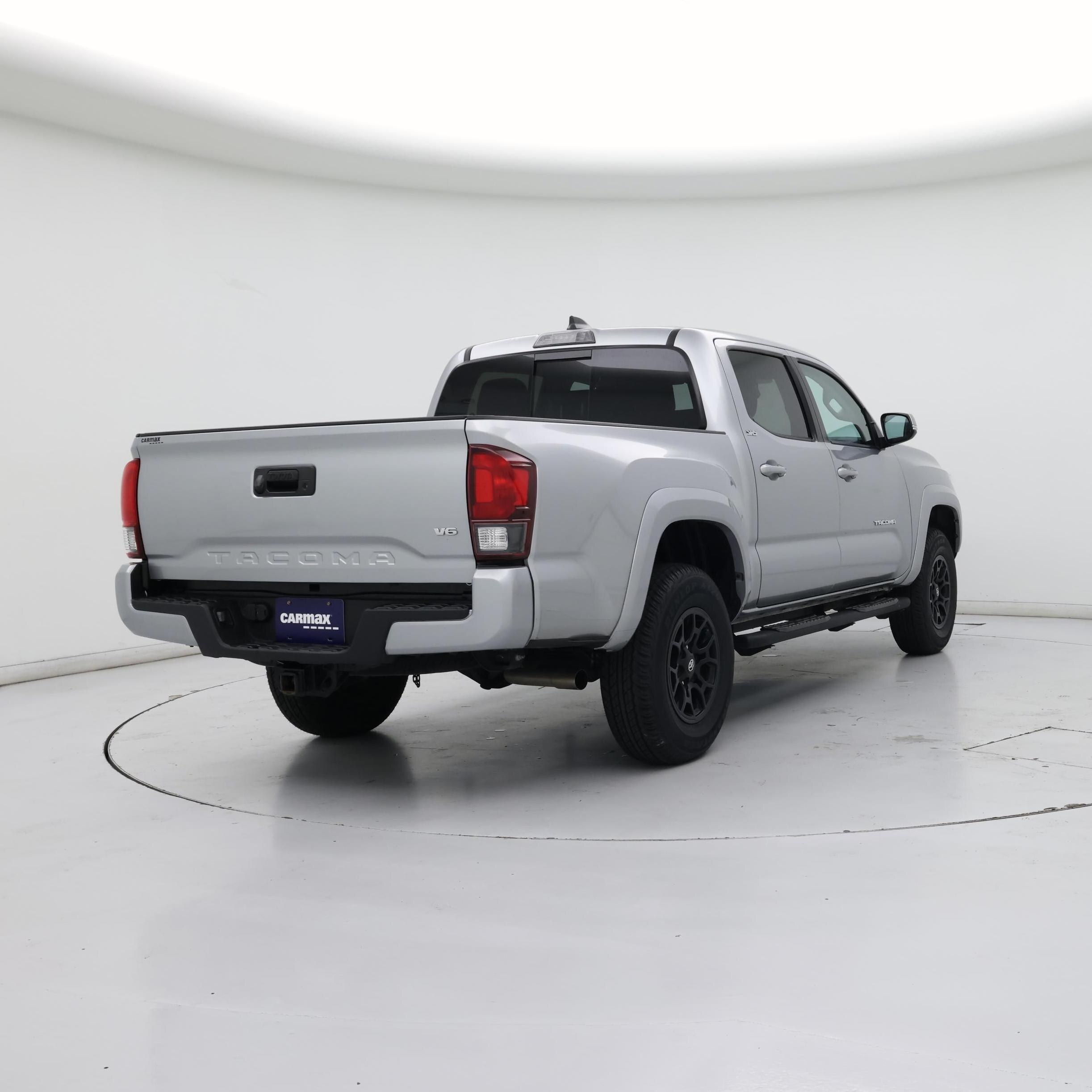 Thumbnail: 2022 Toyota Tacoma - 8