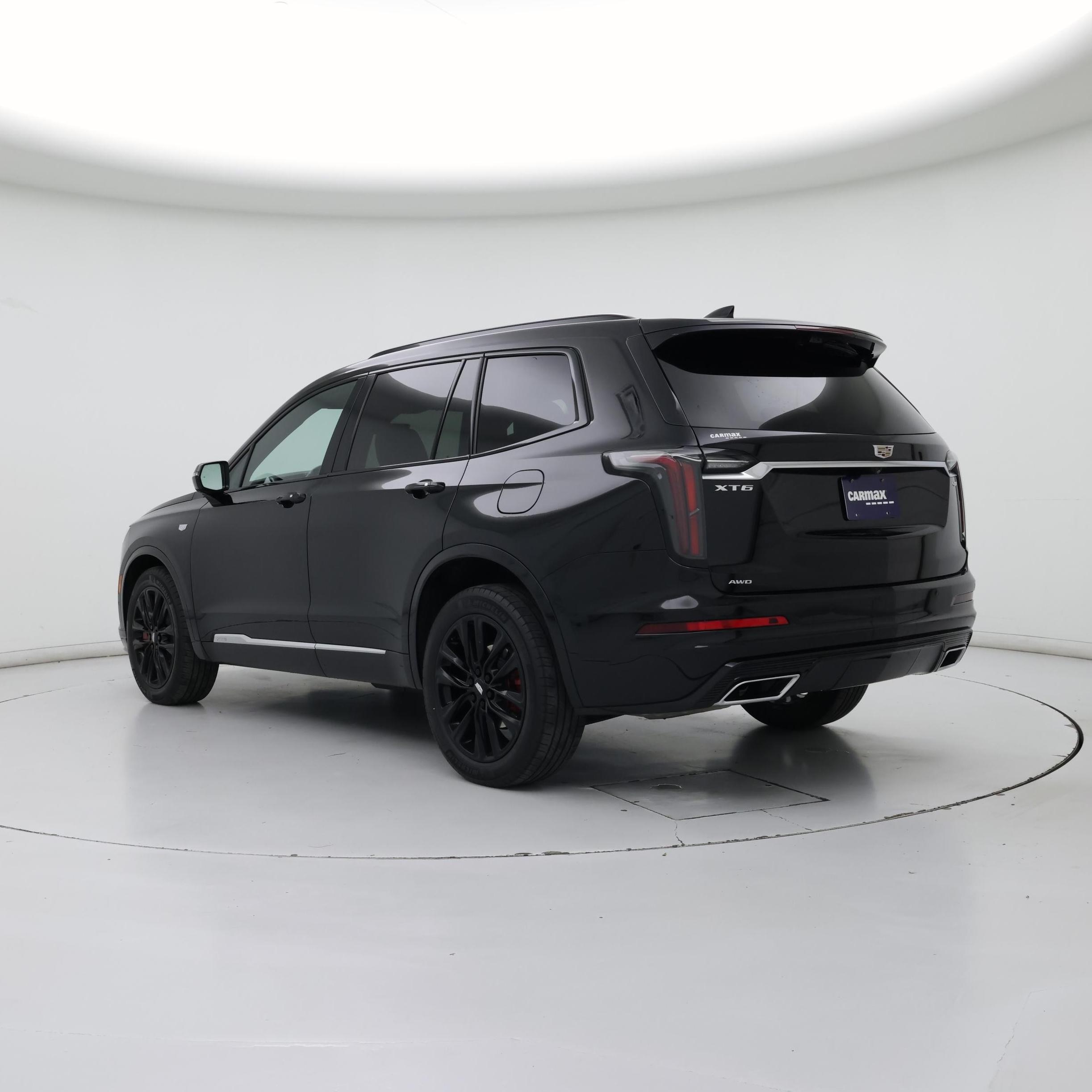 Thumbnail: 2023 Cadillac XT6 - 2