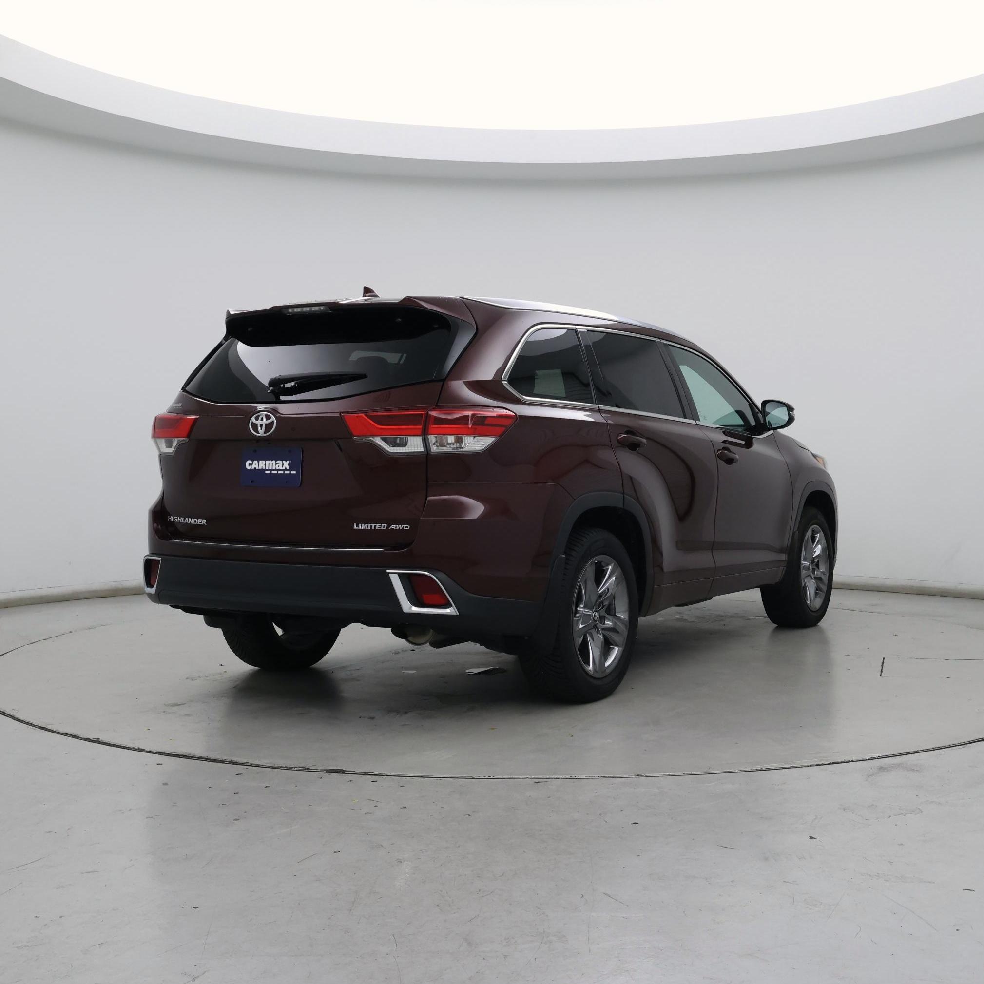 Thumbnail: 2019 Toyota Highlander - 8