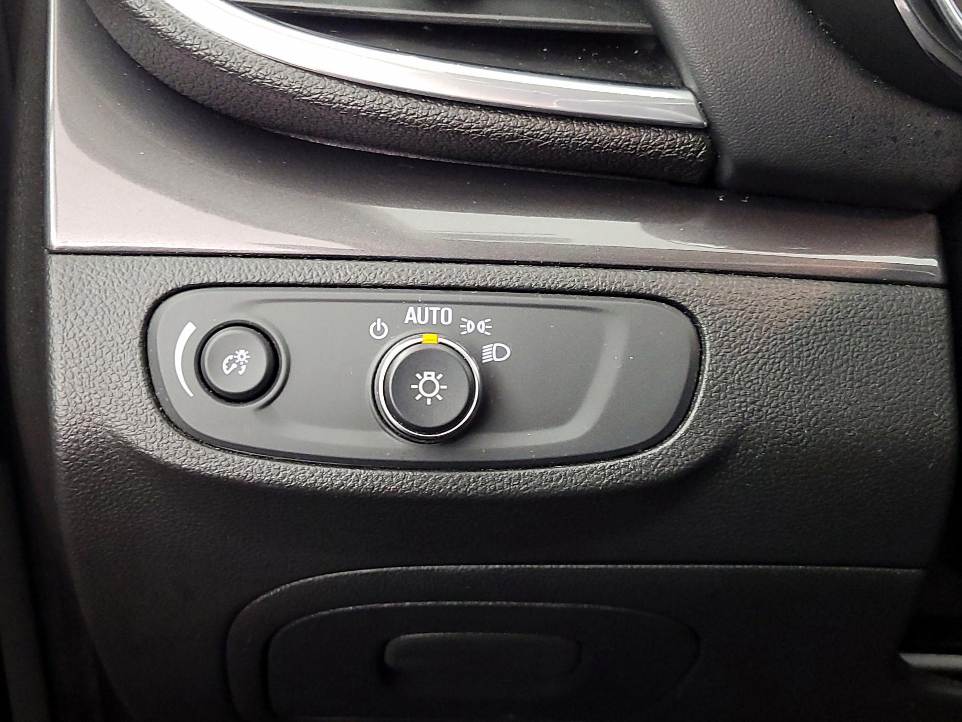 Thumbnail: 2020 Buick Encore - 13