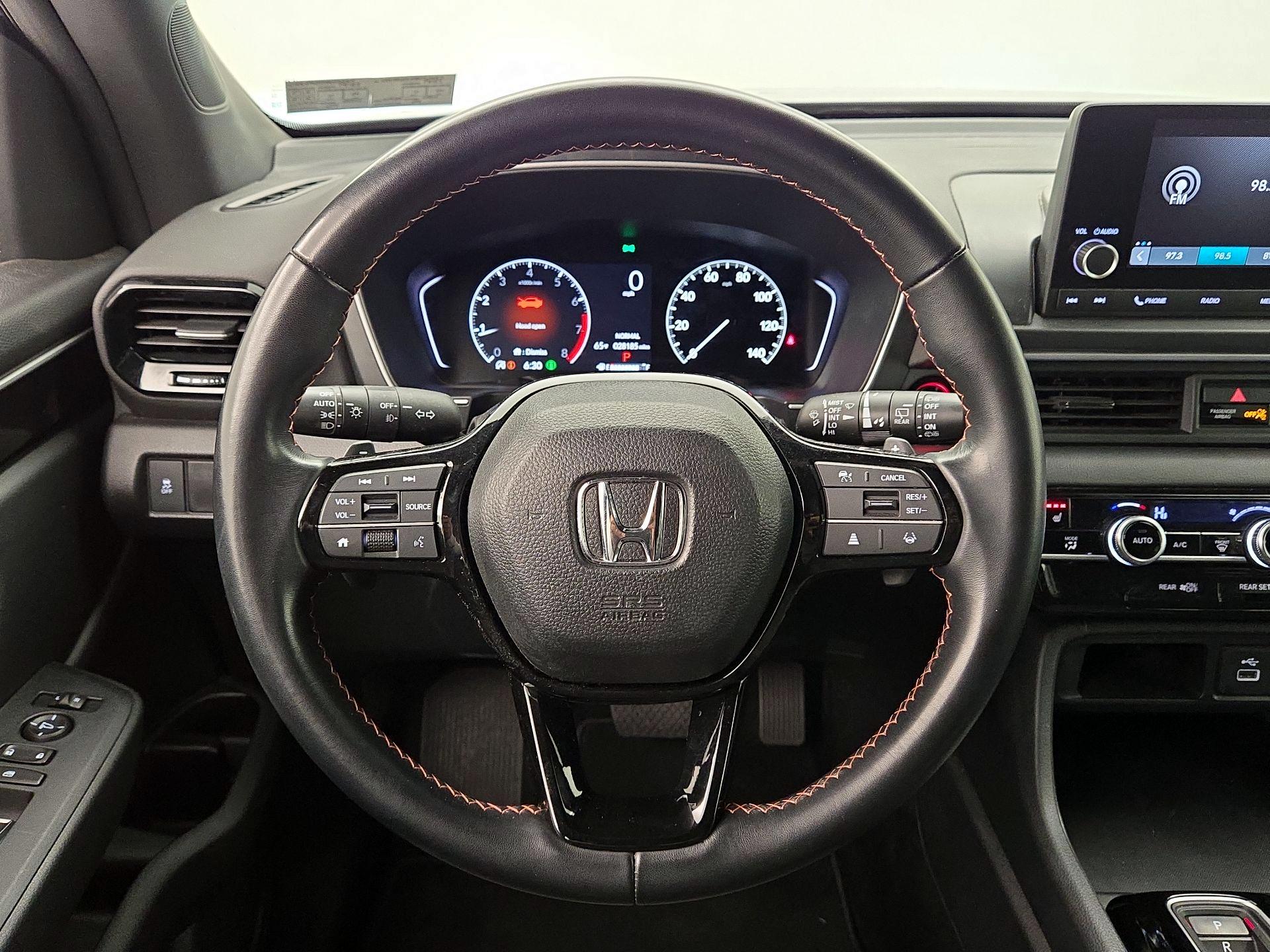 Thumbnail: 2023 Honda Pilot - 10