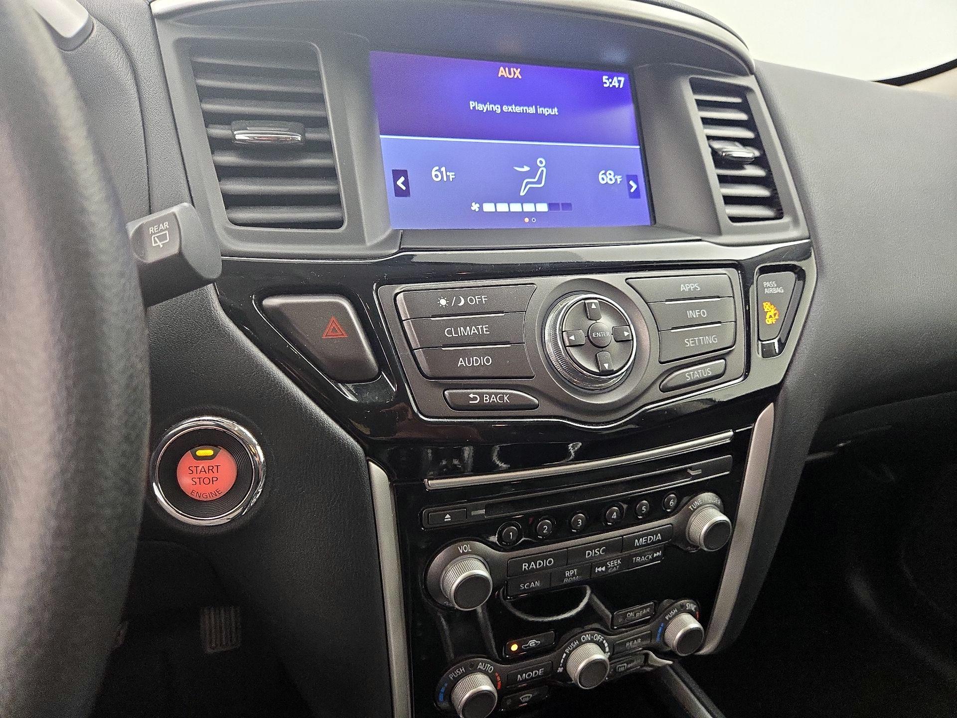 Thumbnail: 2020 Nissan Pathfinder - 15