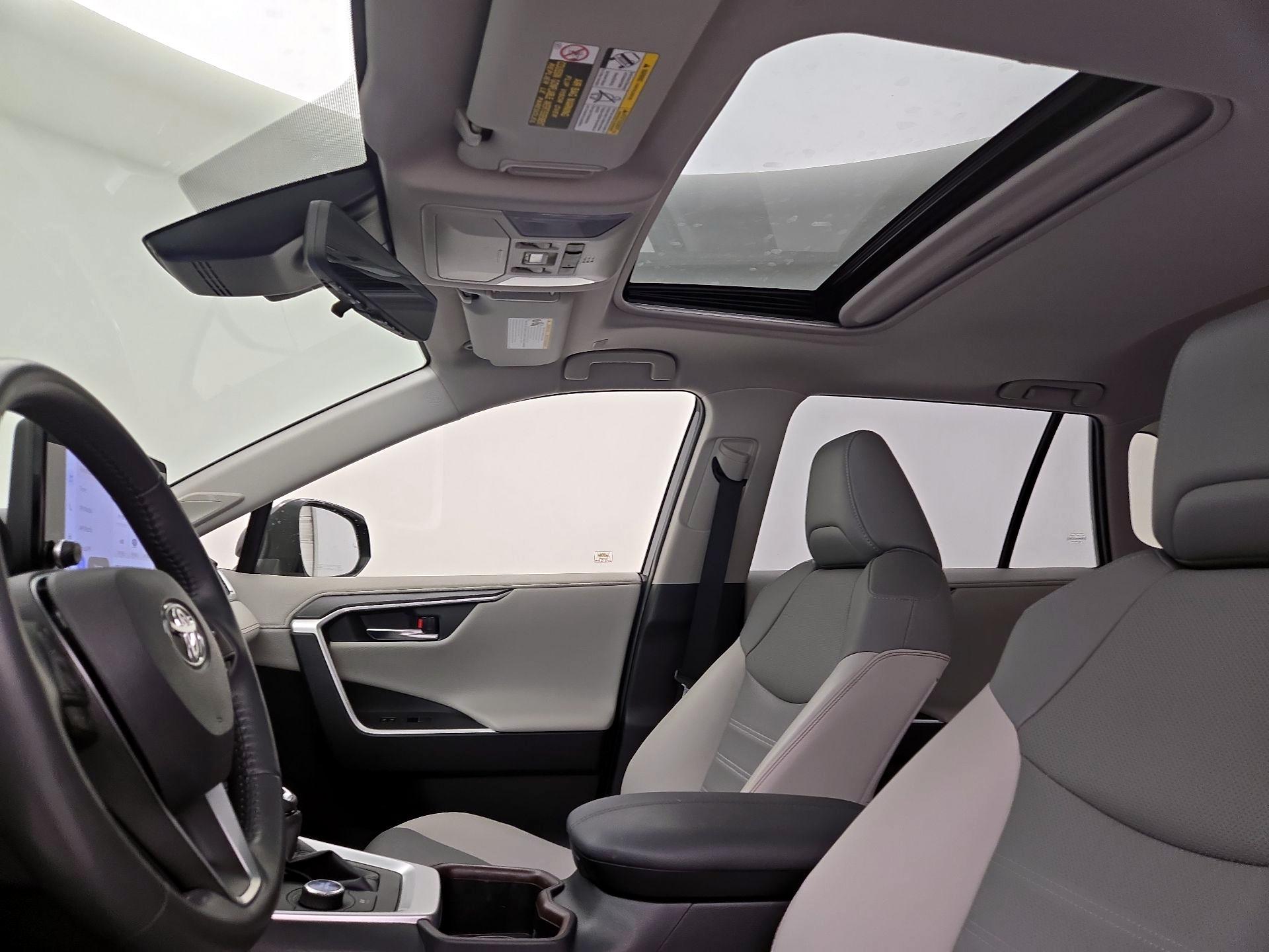 Thumbnail: 2023 Toyota RAV4 - 19