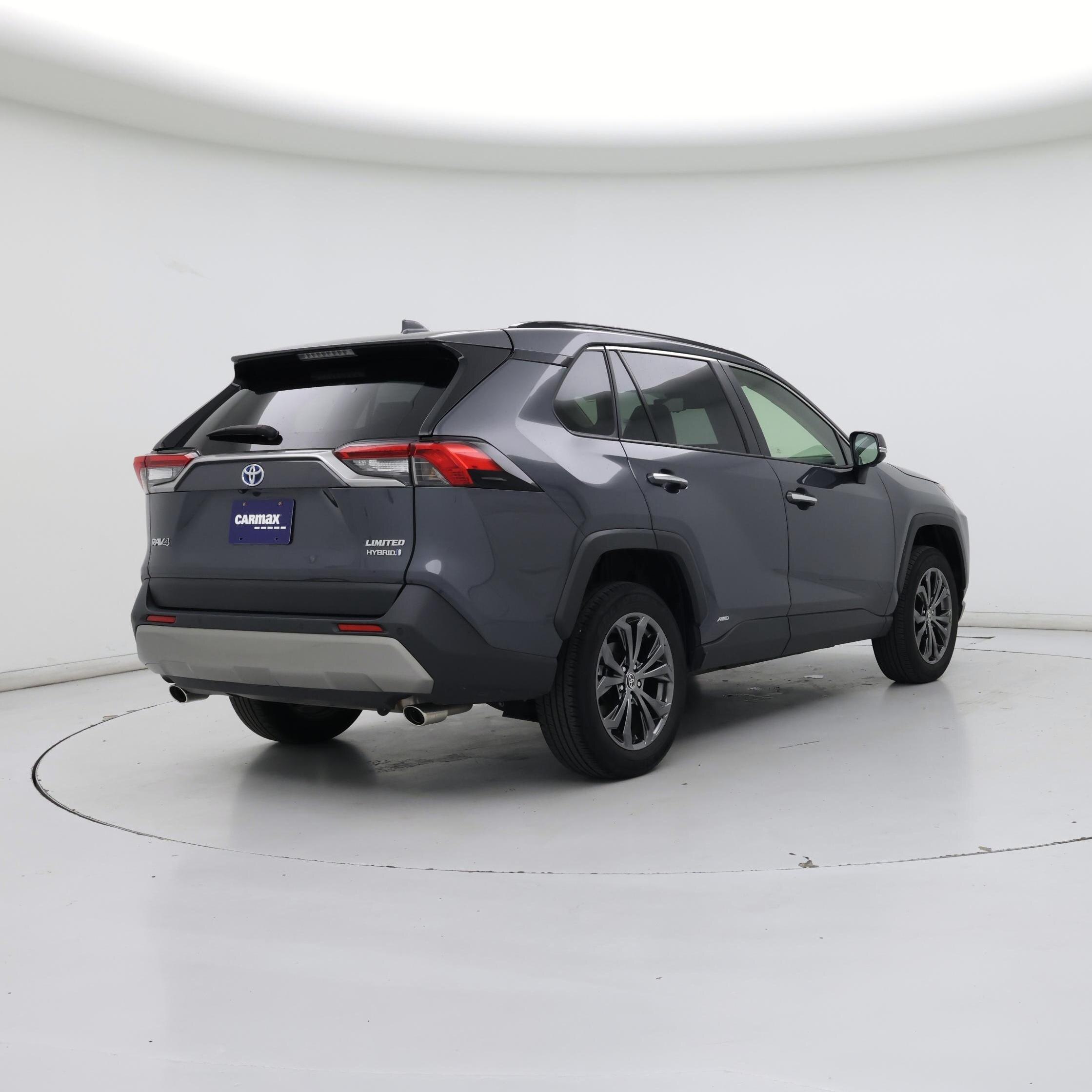 Thumbnail: 2023 Toyota RAV4 - 8