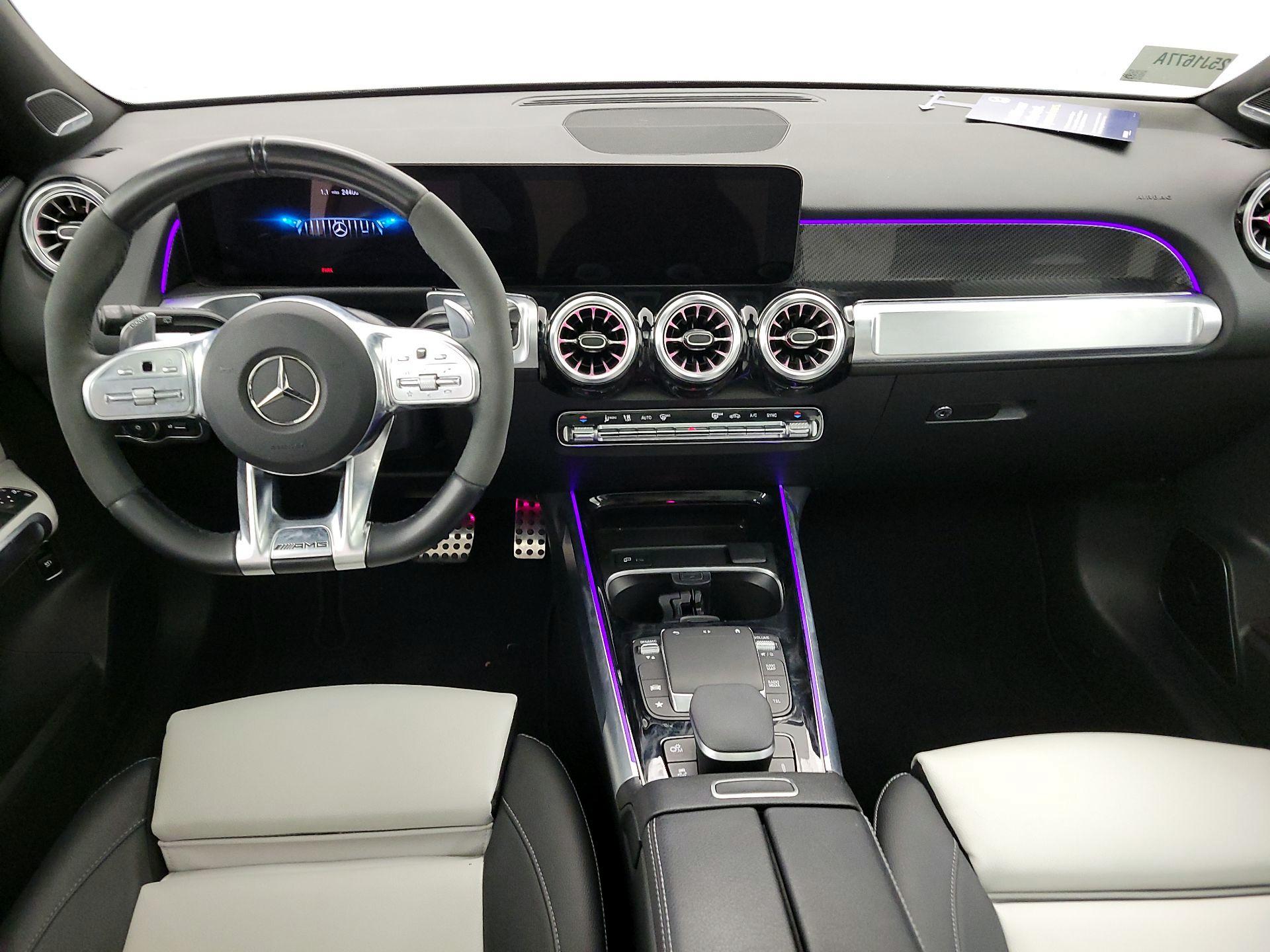 Thumbnail: 2023 Mercedes-Benz GLB - 9