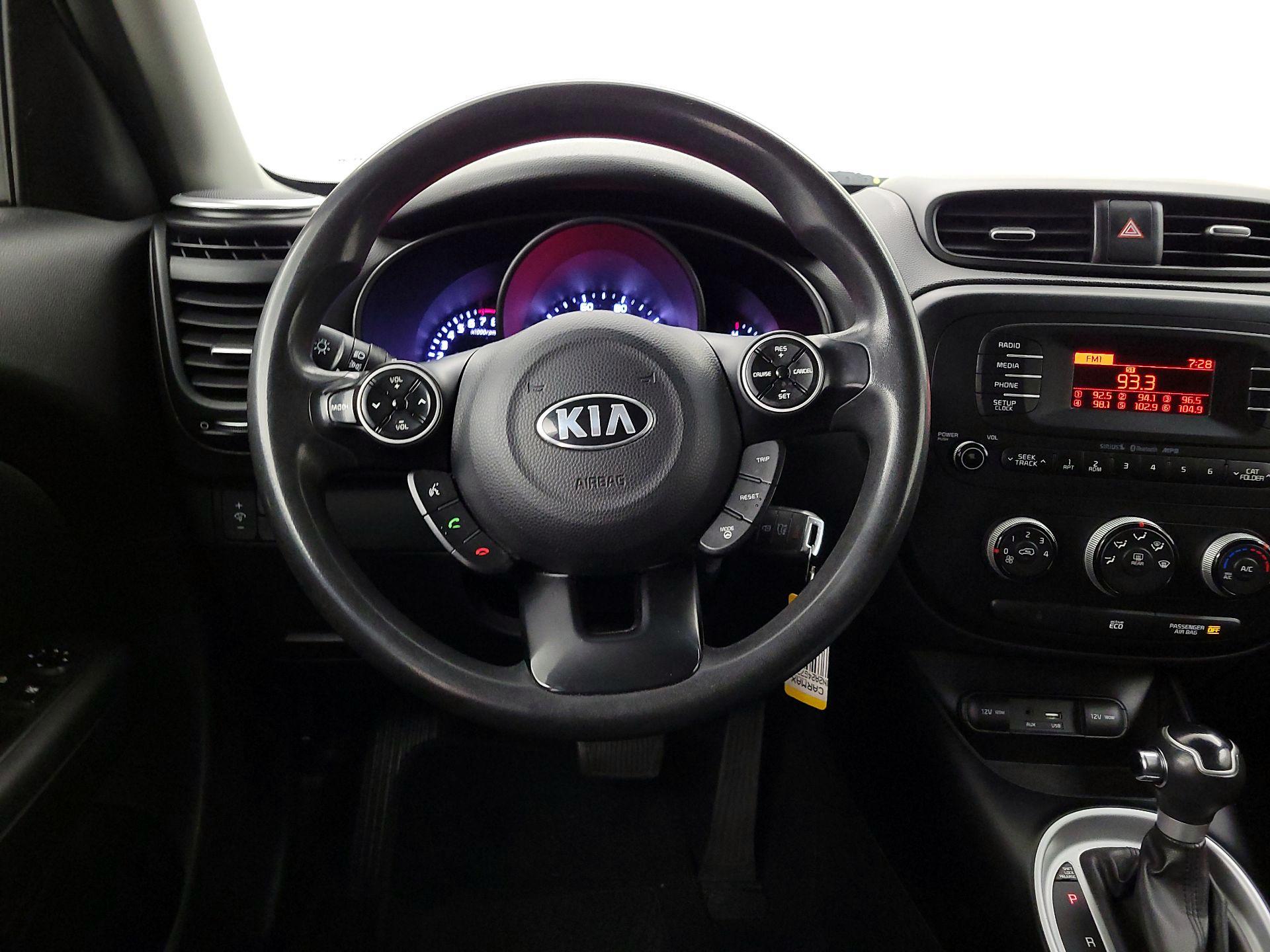 Thumbnail: 2016 Kia Soul - 10