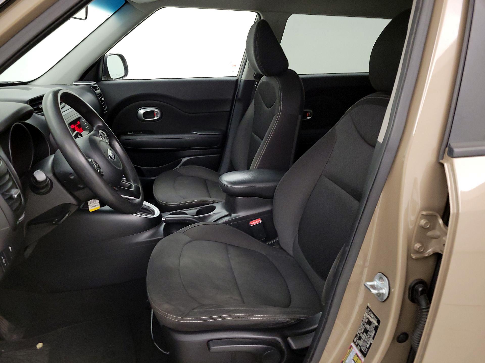 Thumbnail: 2016 Kia Soul - 11