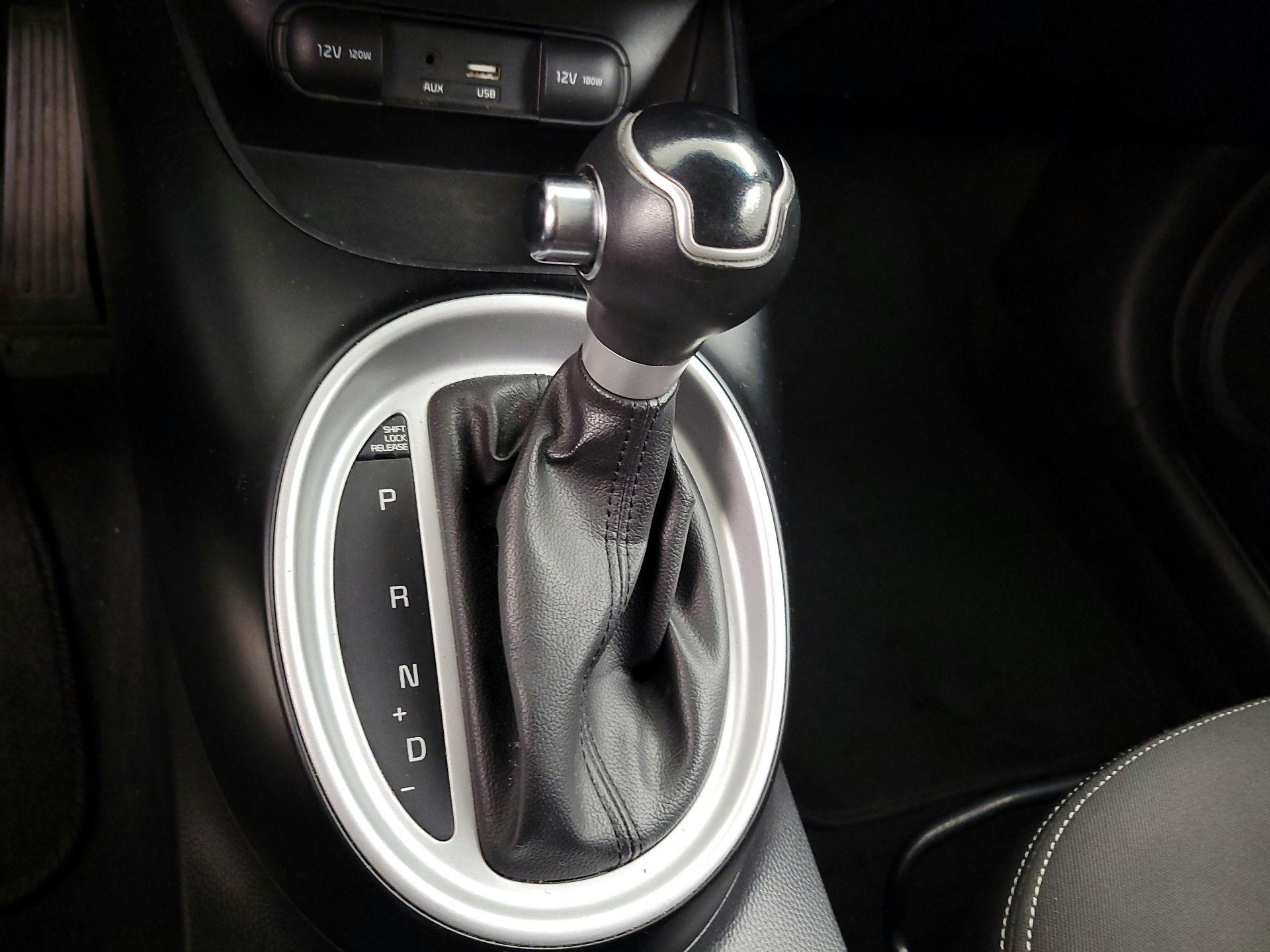 Thumbnail: 2016 Kia Soul - 16
