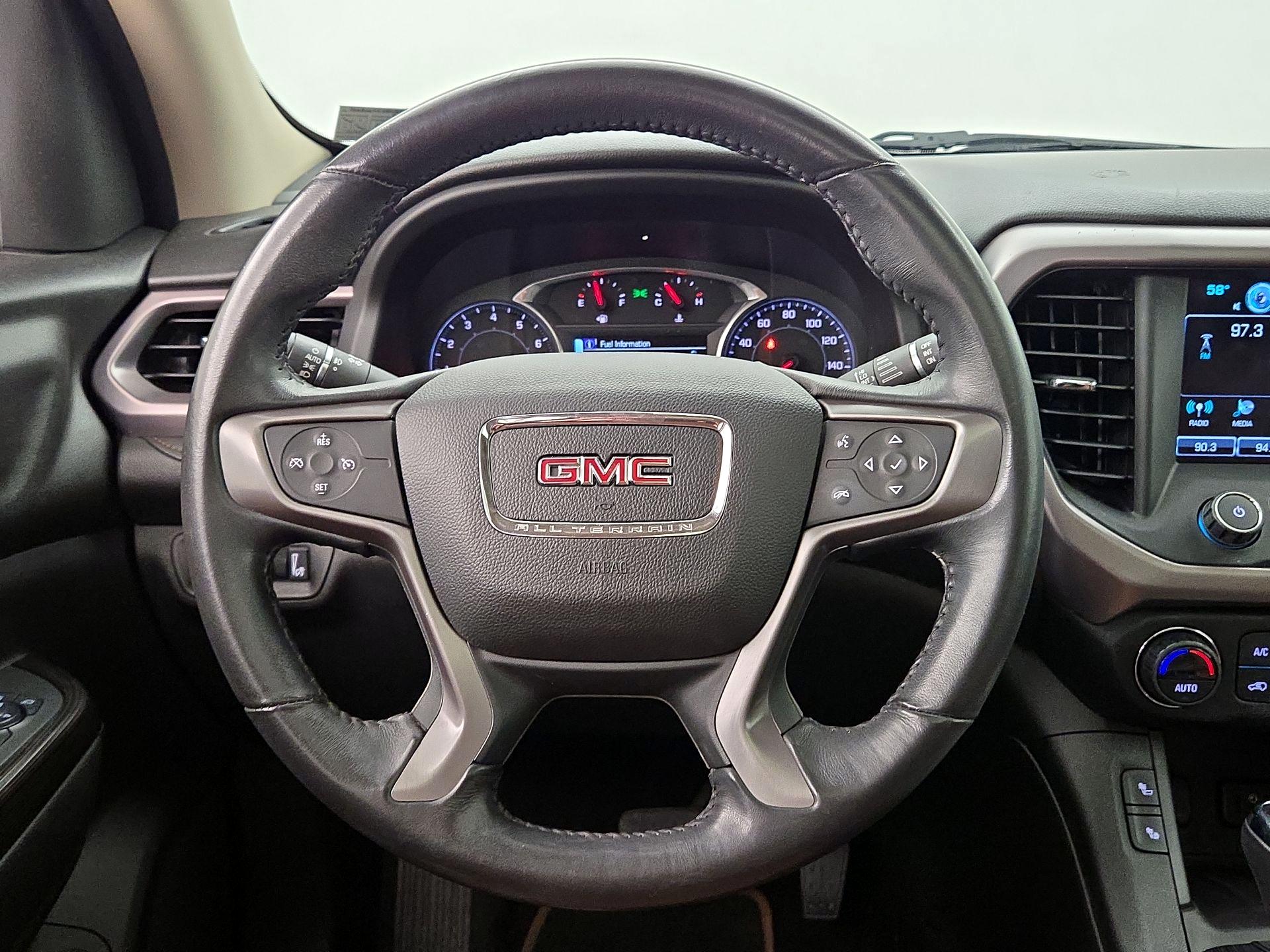 Thumbnail: 2017 GMC Acadia - 10