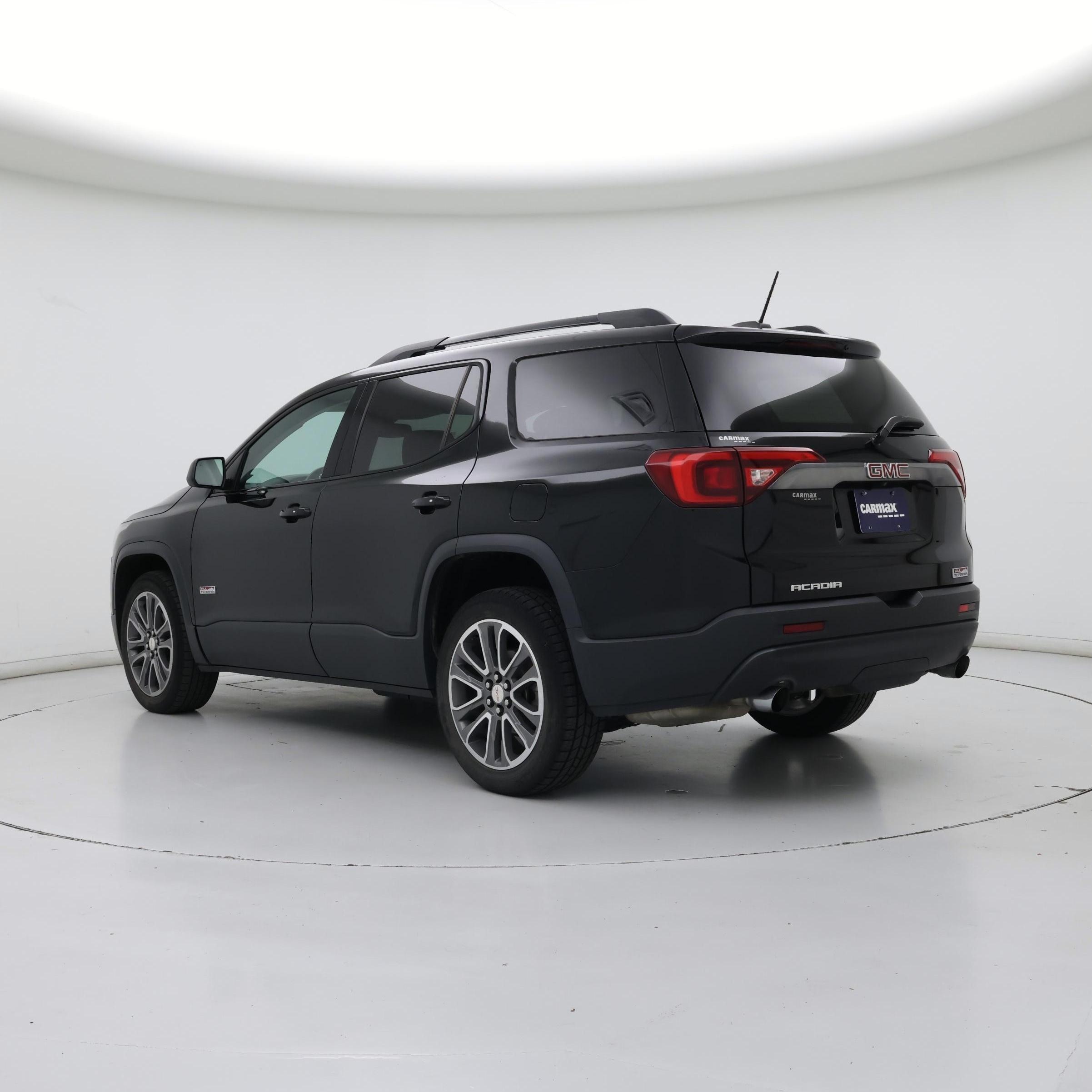 Thumbnail: 2017 GMC Acadia - 2