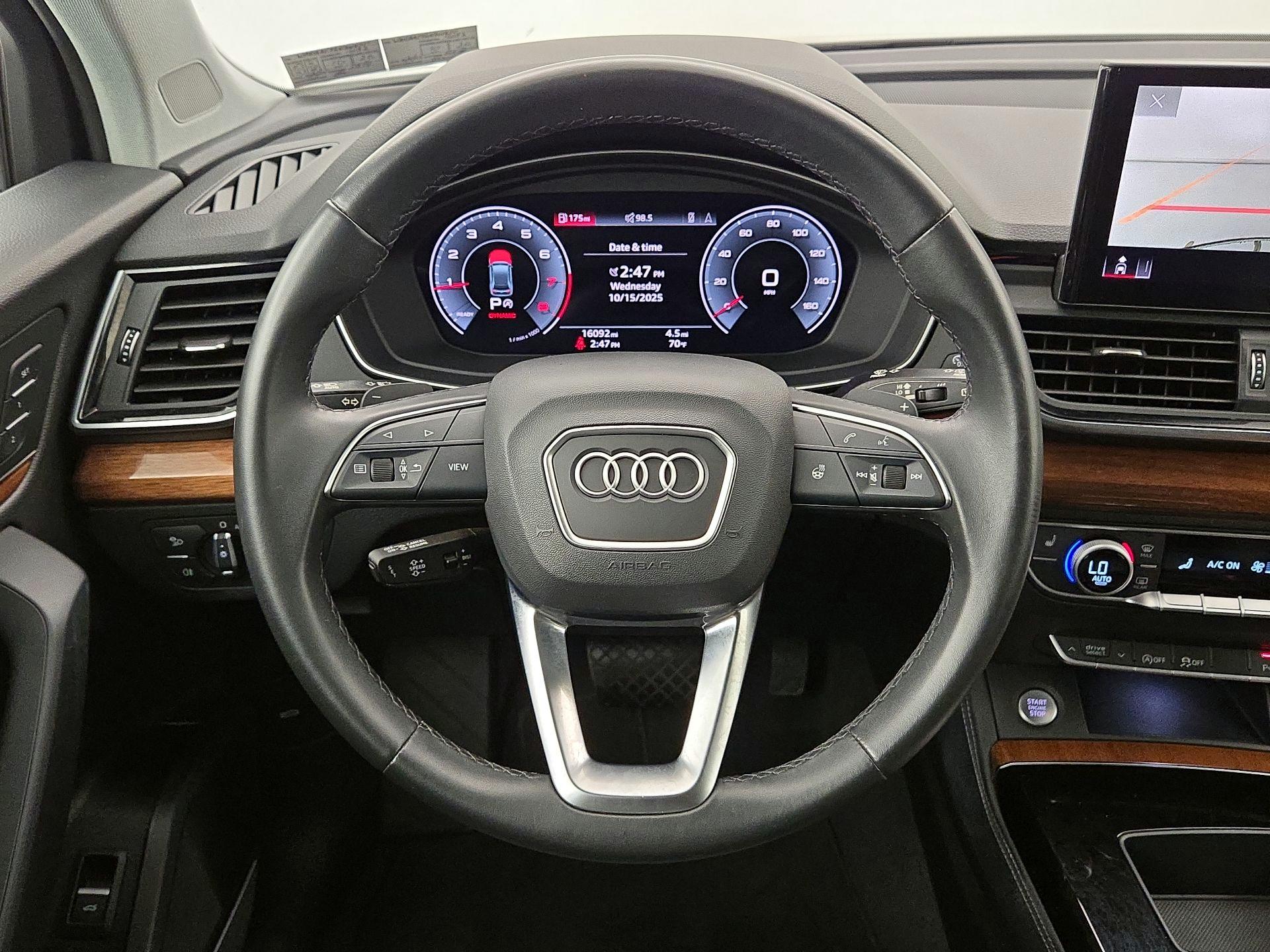Thumbnail: 2022 Audi Q5 - 10