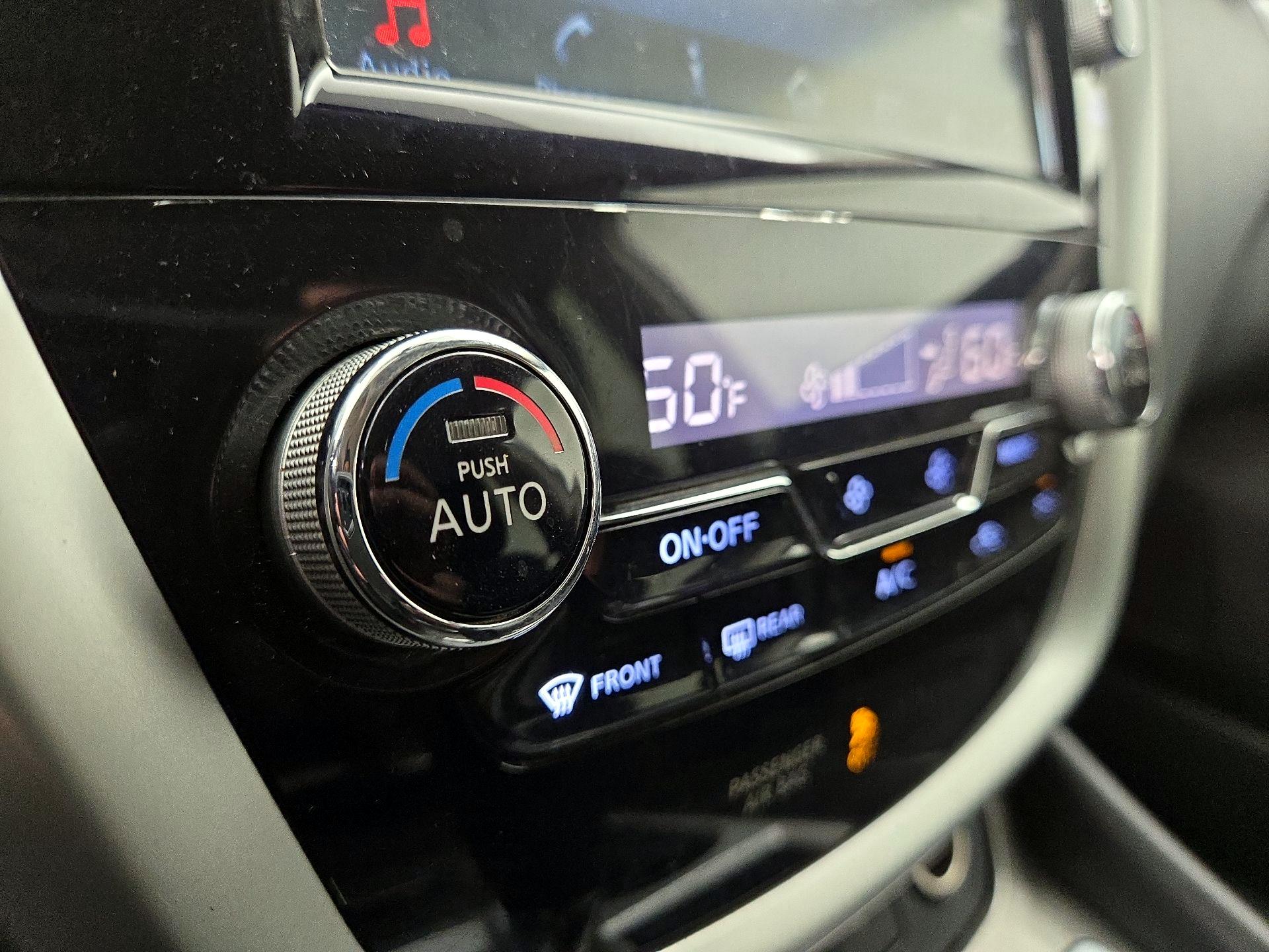 Thumbnail: 2018 Nissan Murano - 16