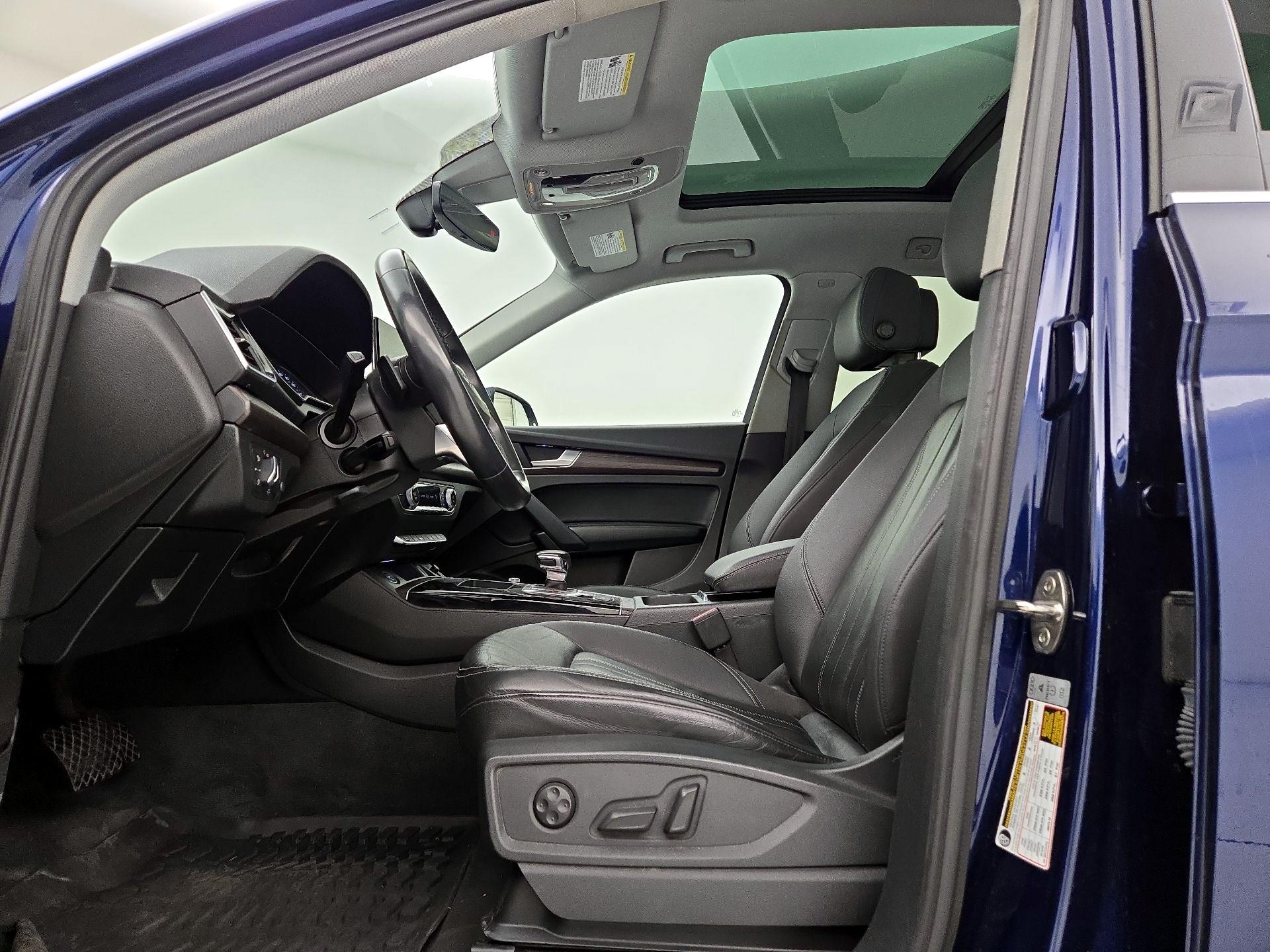 Thumbnail: 2022 Audi Q5 - 11