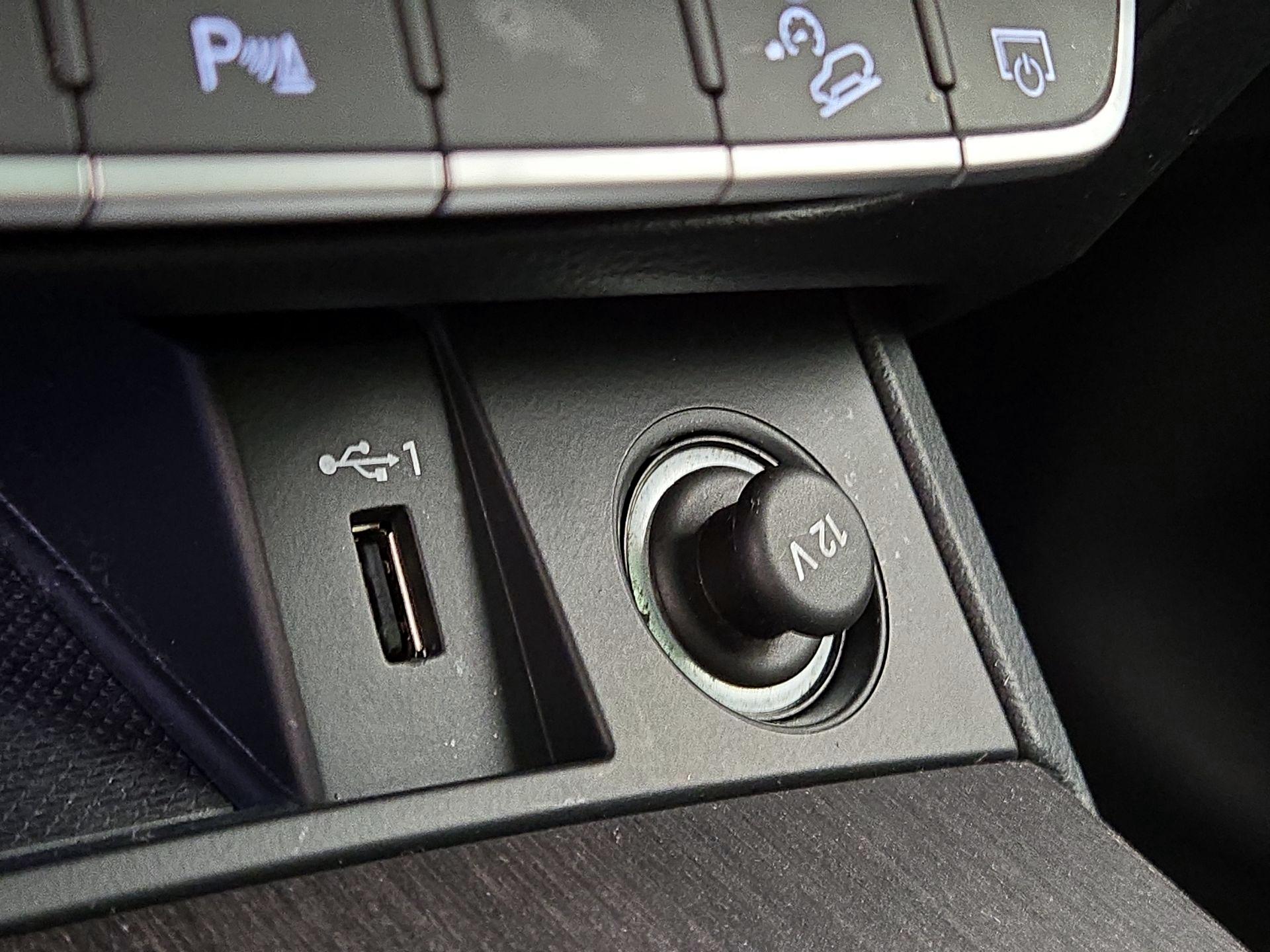 Thumbnail: 2022 Audi Q5 - 17