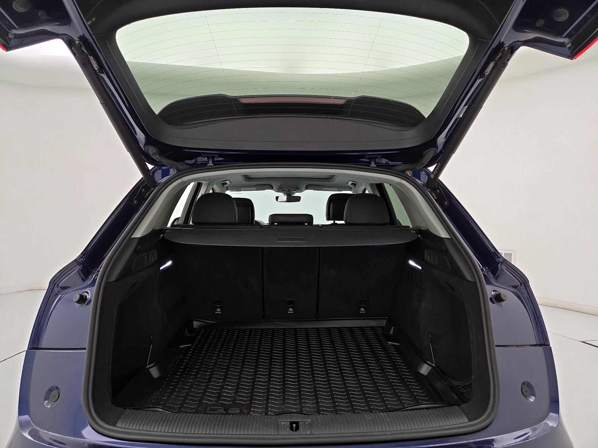 Thumbnail: 2022 Audi Q5 - 20