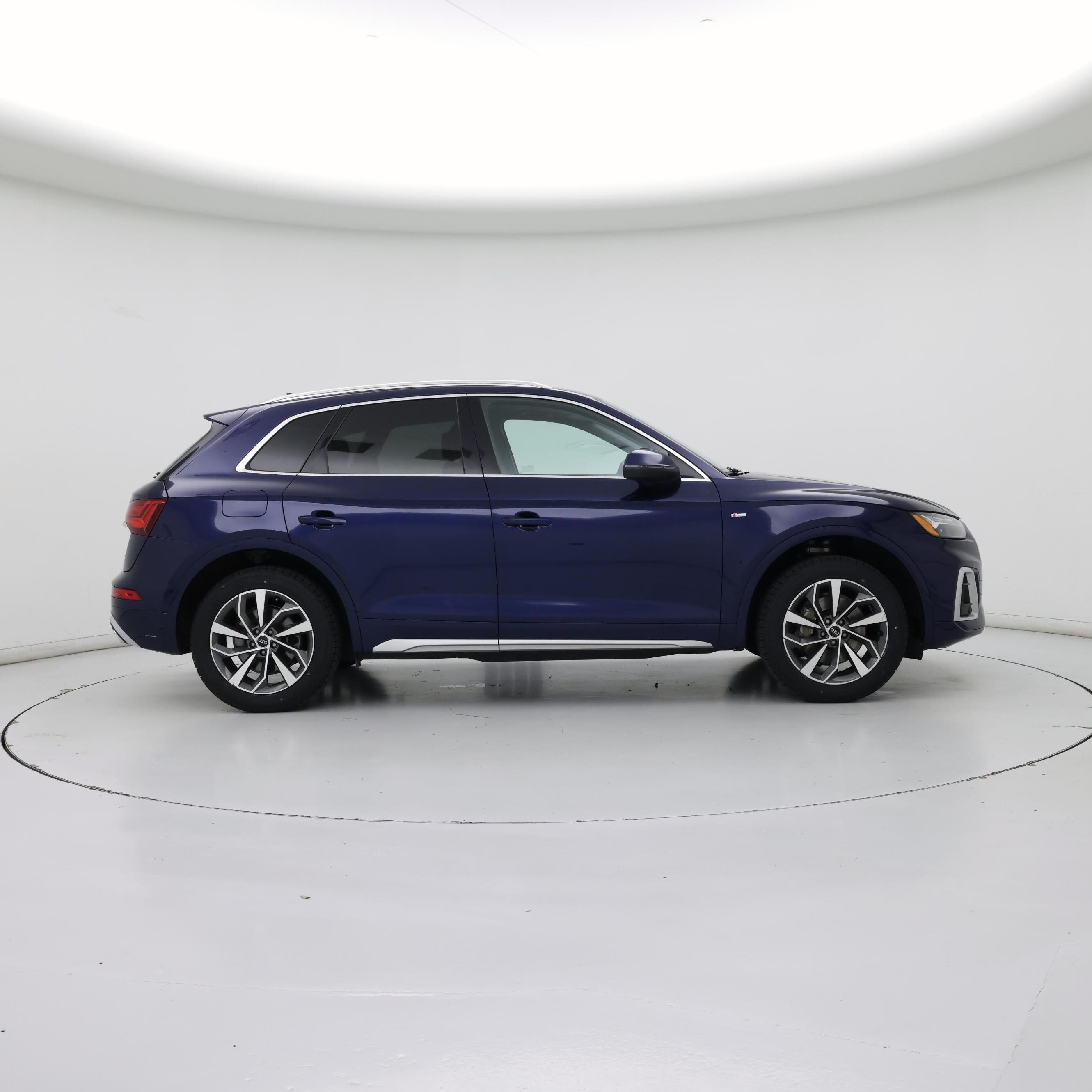 Thumbnail: 2022 Audi Q5 - 7