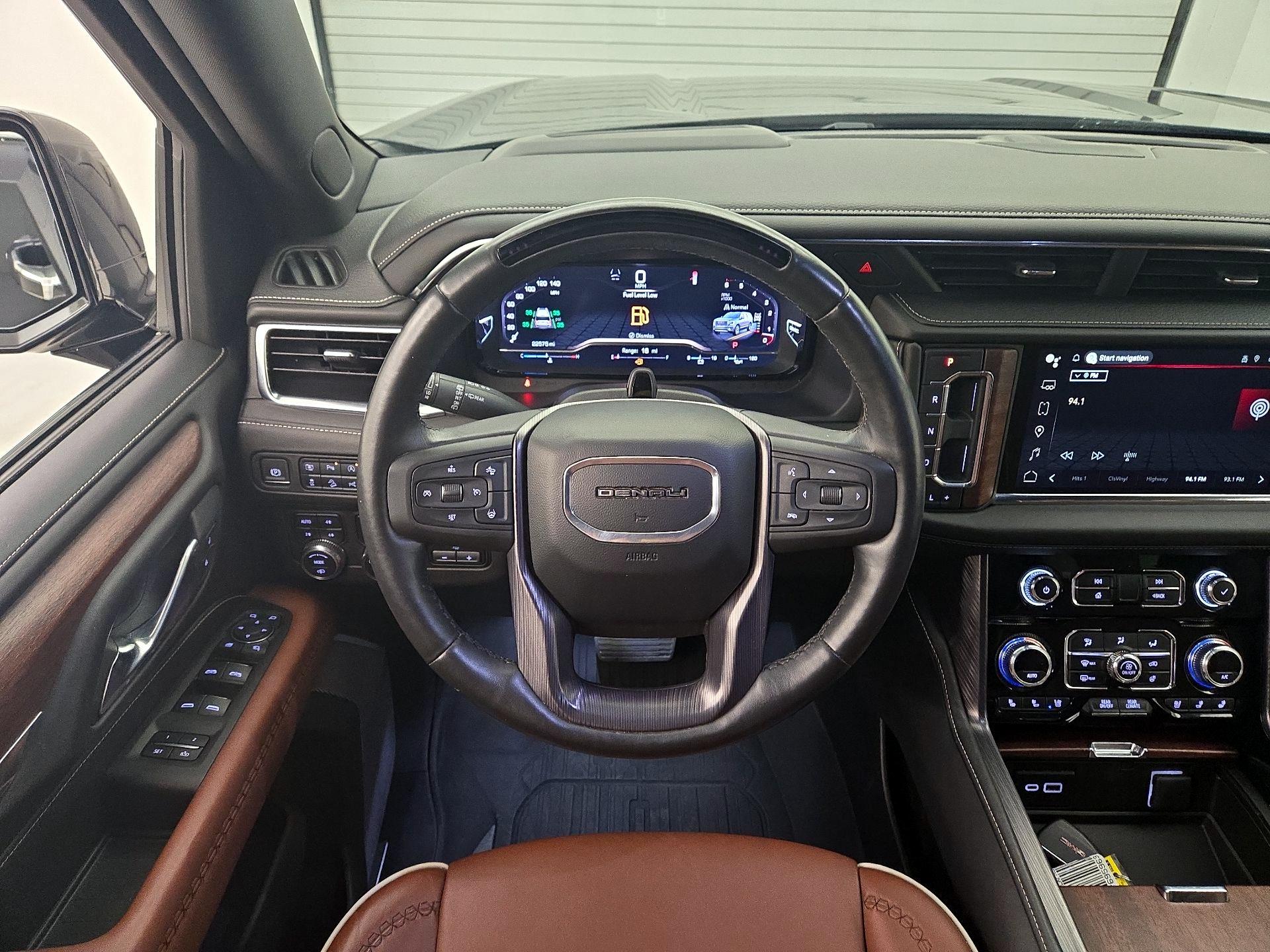 Thumbnail: 2023 GMC Yukon - 10