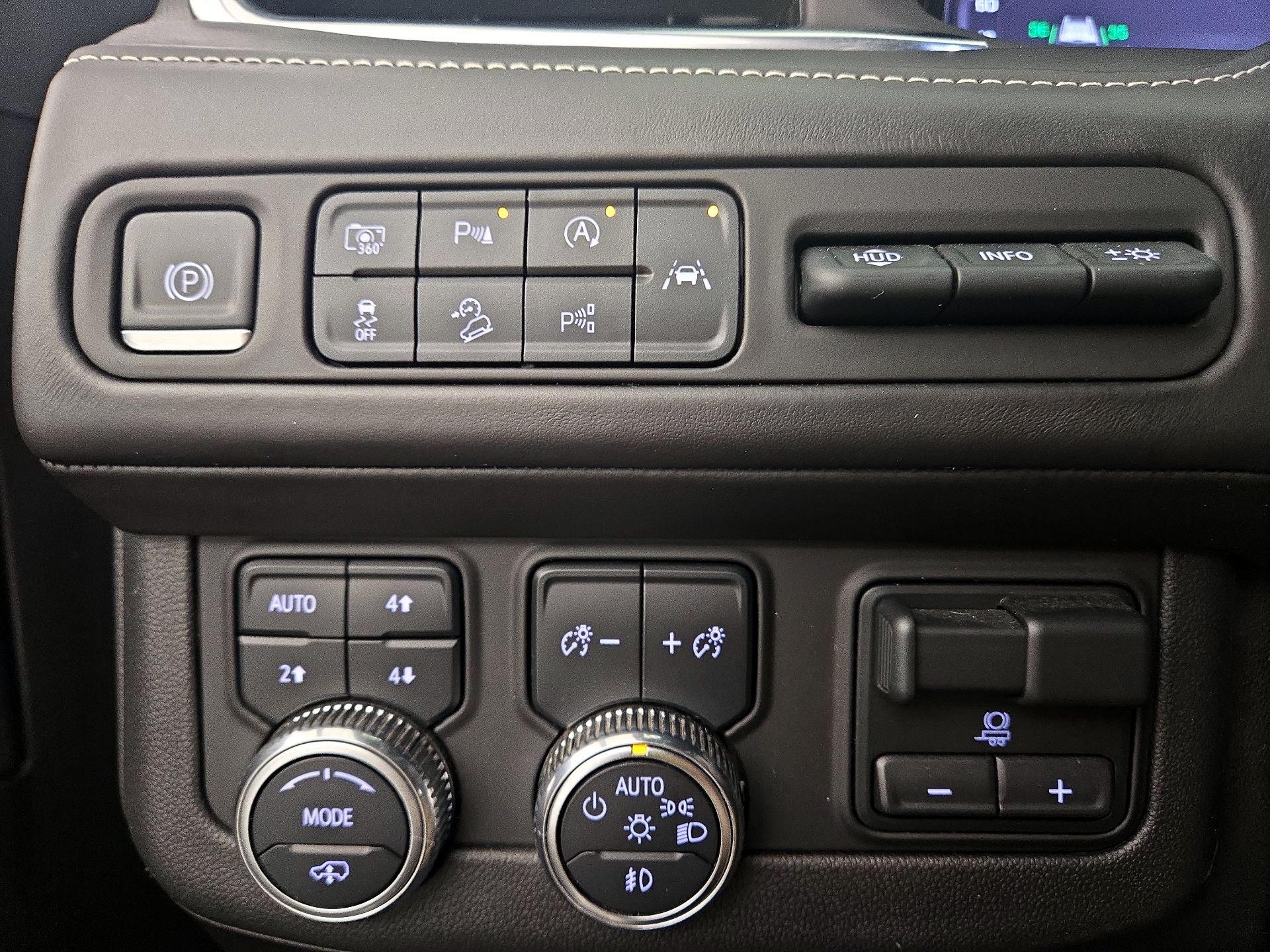 Thumbnail: 2023 GMC Yukon - 13