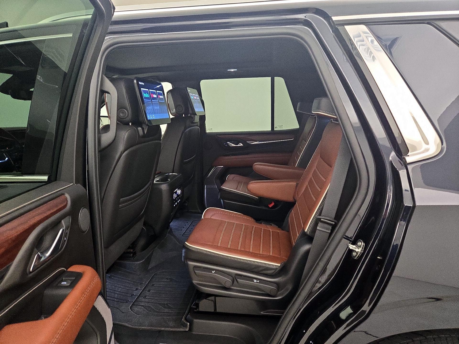 Thumbnail: 2023 GMC Yukon - 19