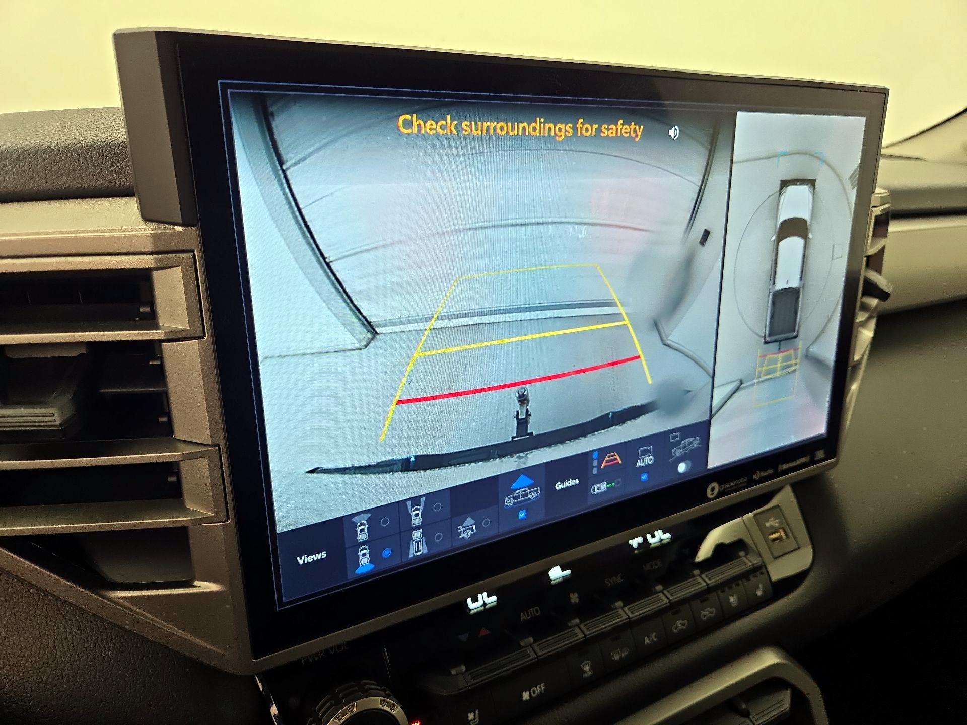 Thumbnail: 2022 Toyota Tundra - 14