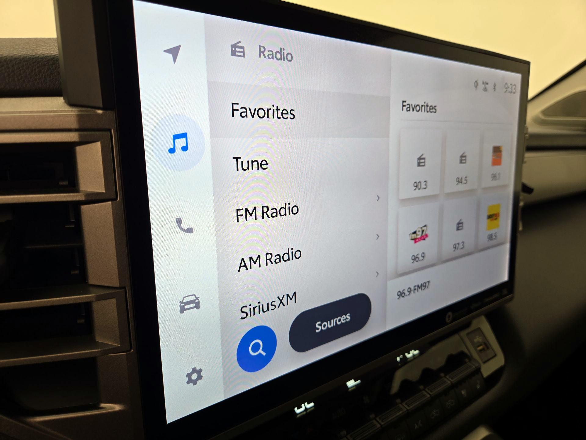 Thumbnail: 2022 Toyota Tundra - 15