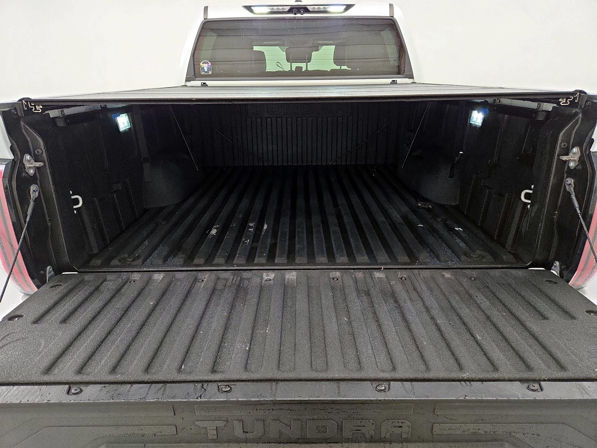 Thumbnail: 2022 Toyota Tundra - 19